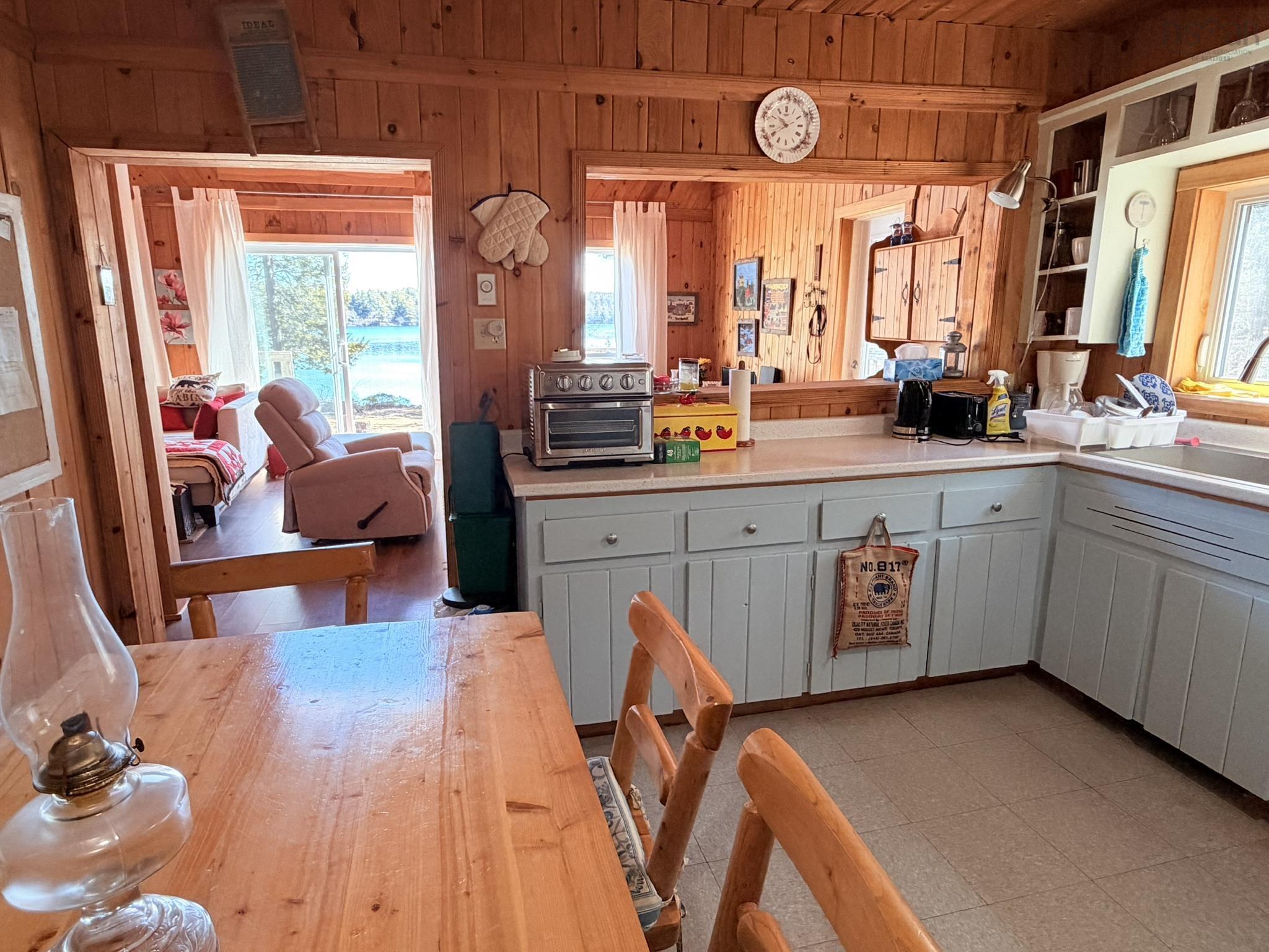 $469,000.00: 988 Labelle Road, Labelle