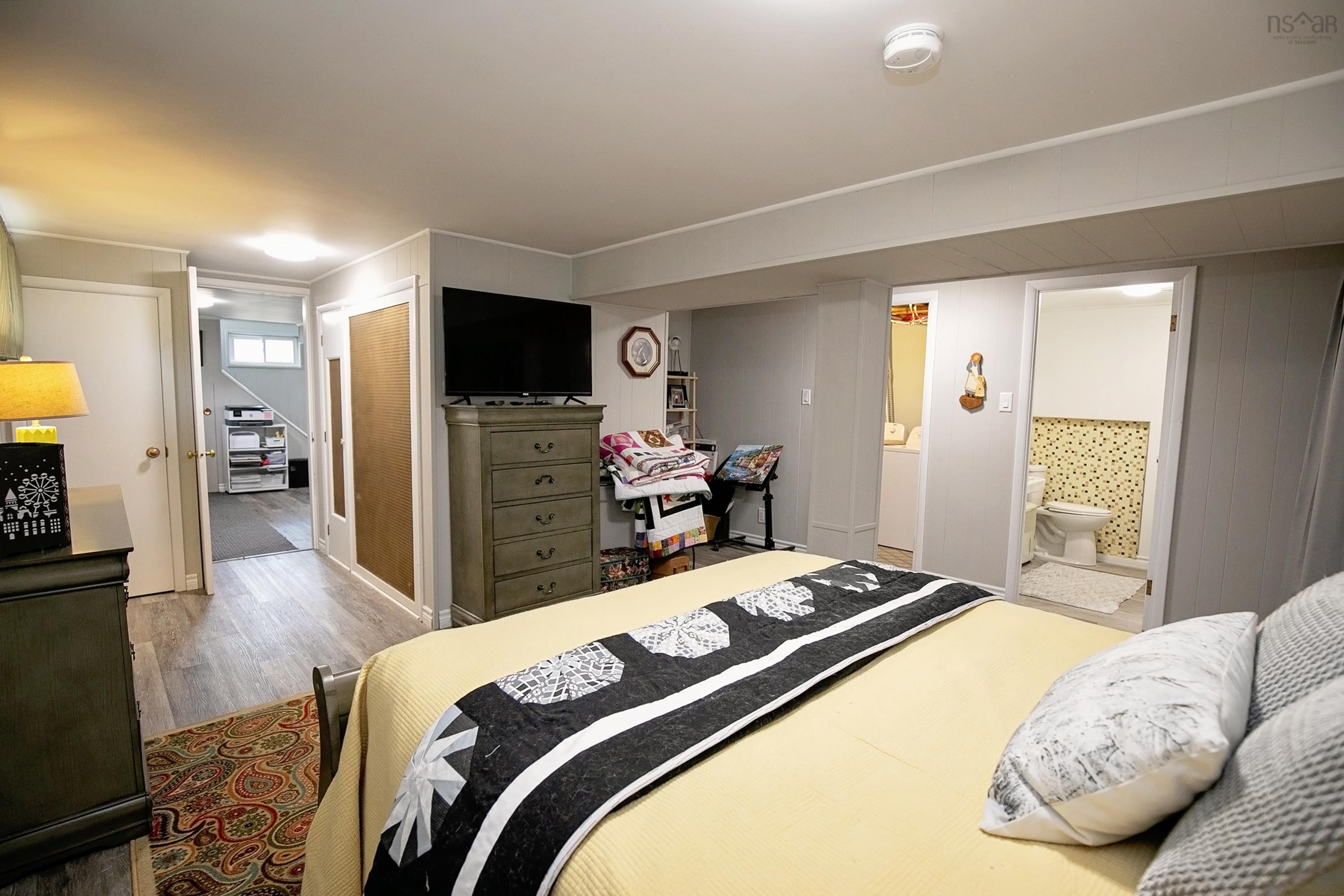 $329,900.00: 18 Boylston Avenue, Amherst