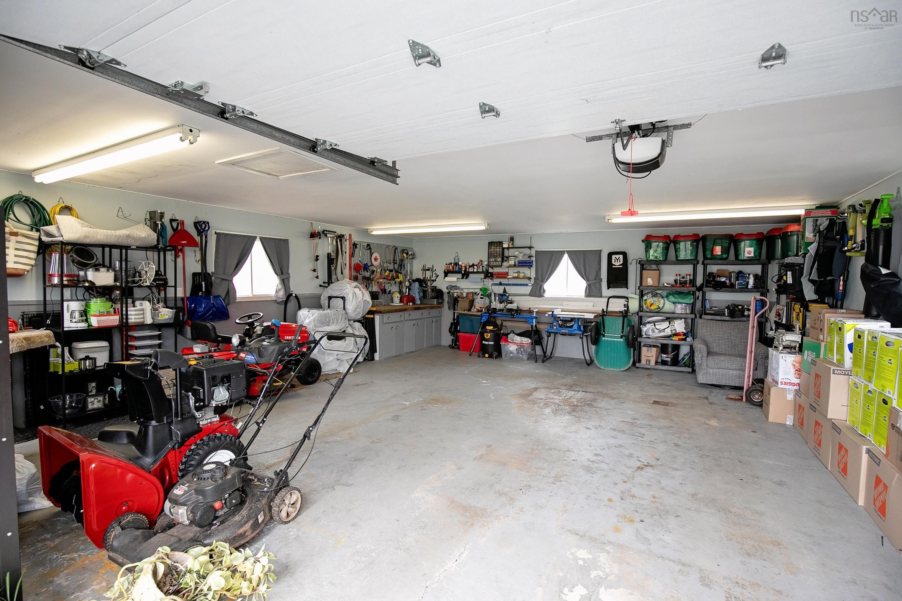 $329,900.00: 18 Boylston Avenue, Amherst