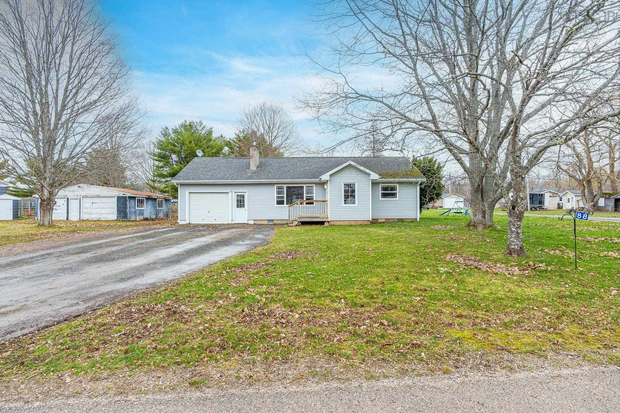 $250,000.00: 88 lawrencetown Lane, Lawrencetown