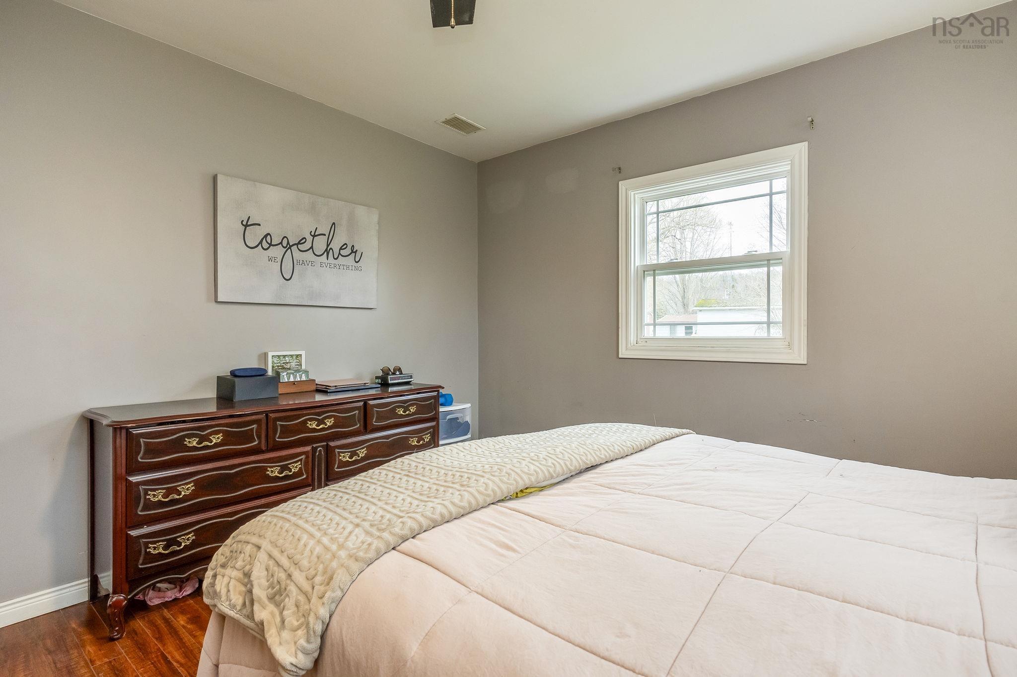 $250,000.00: 88 lawrencetown Lane, Lawrencetown