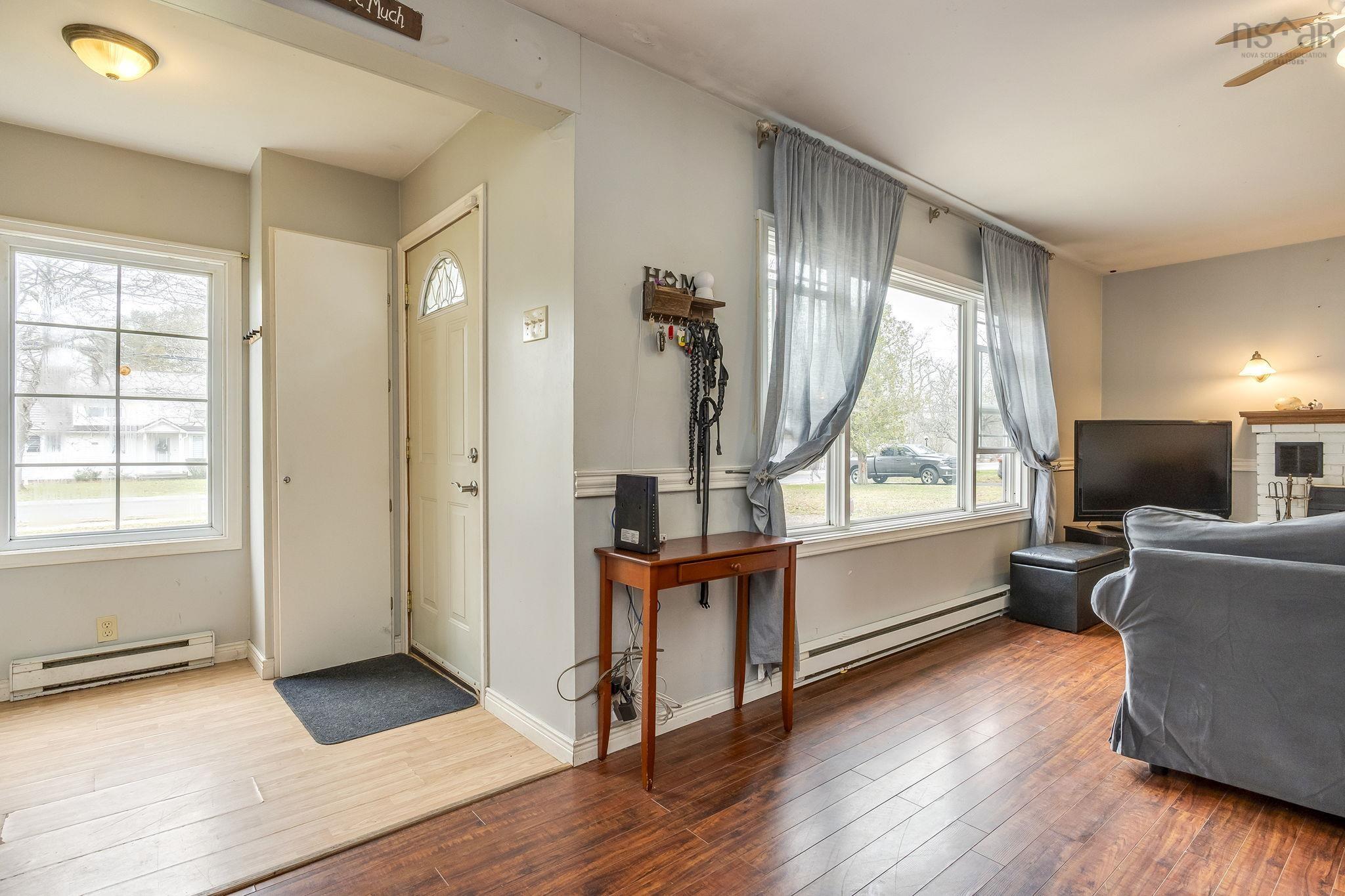 $250,000.00: 88 lawrencetown Lane, Lawrencetown