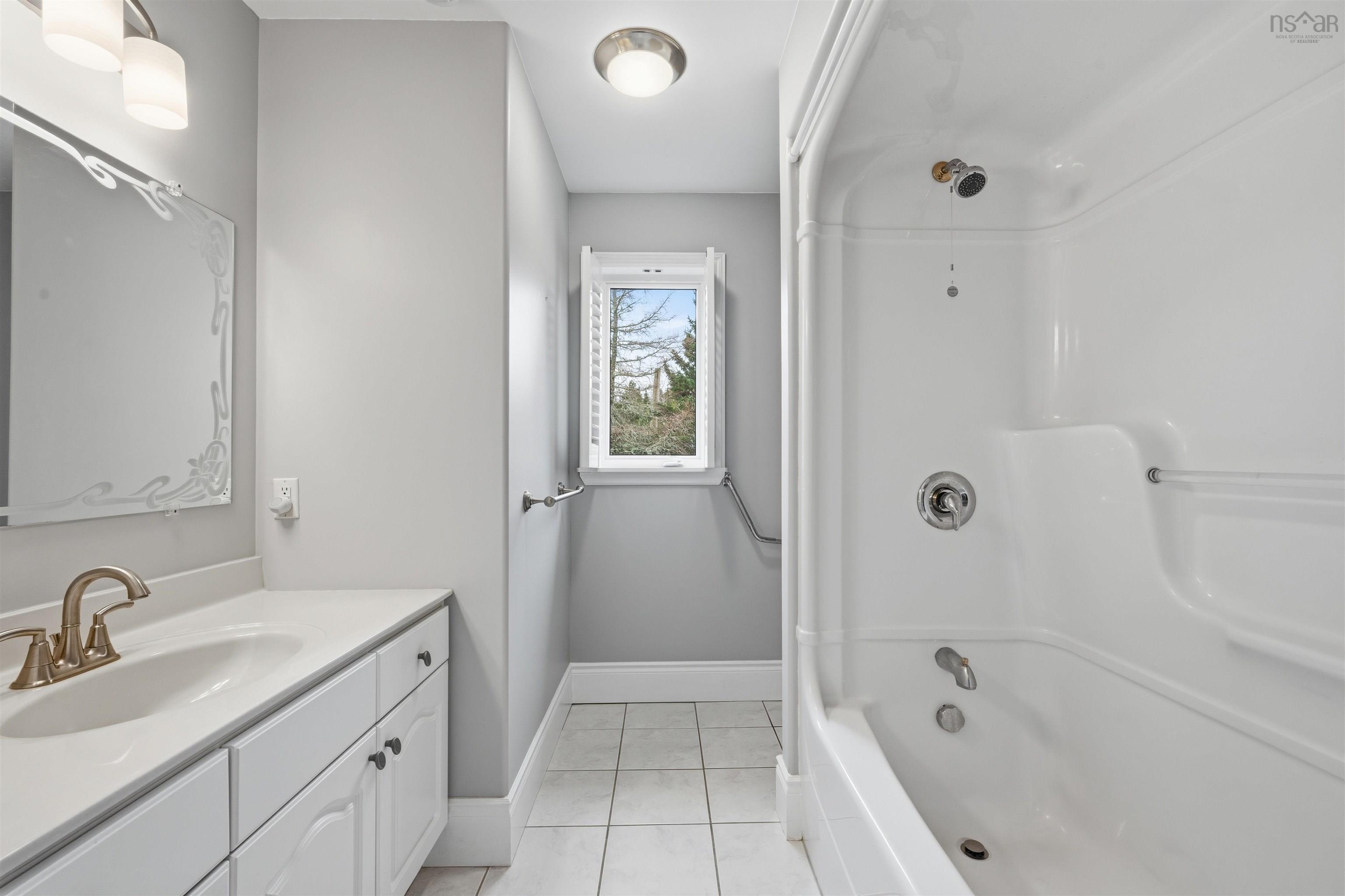 $795,000.00: 2 Deer Run, Glen Haven