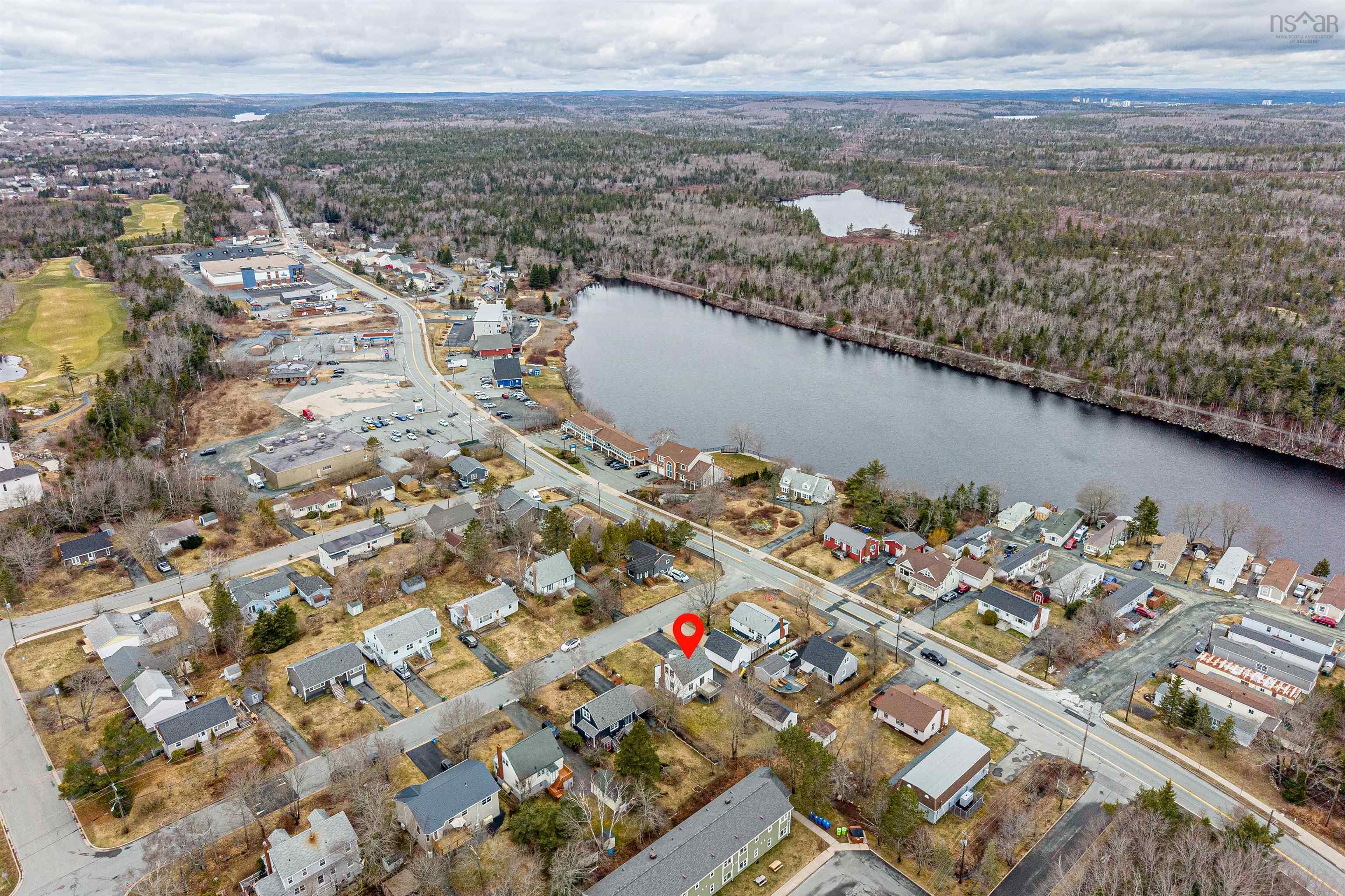 $574,900.00: 6 Parkdale Avenue, Timberlea