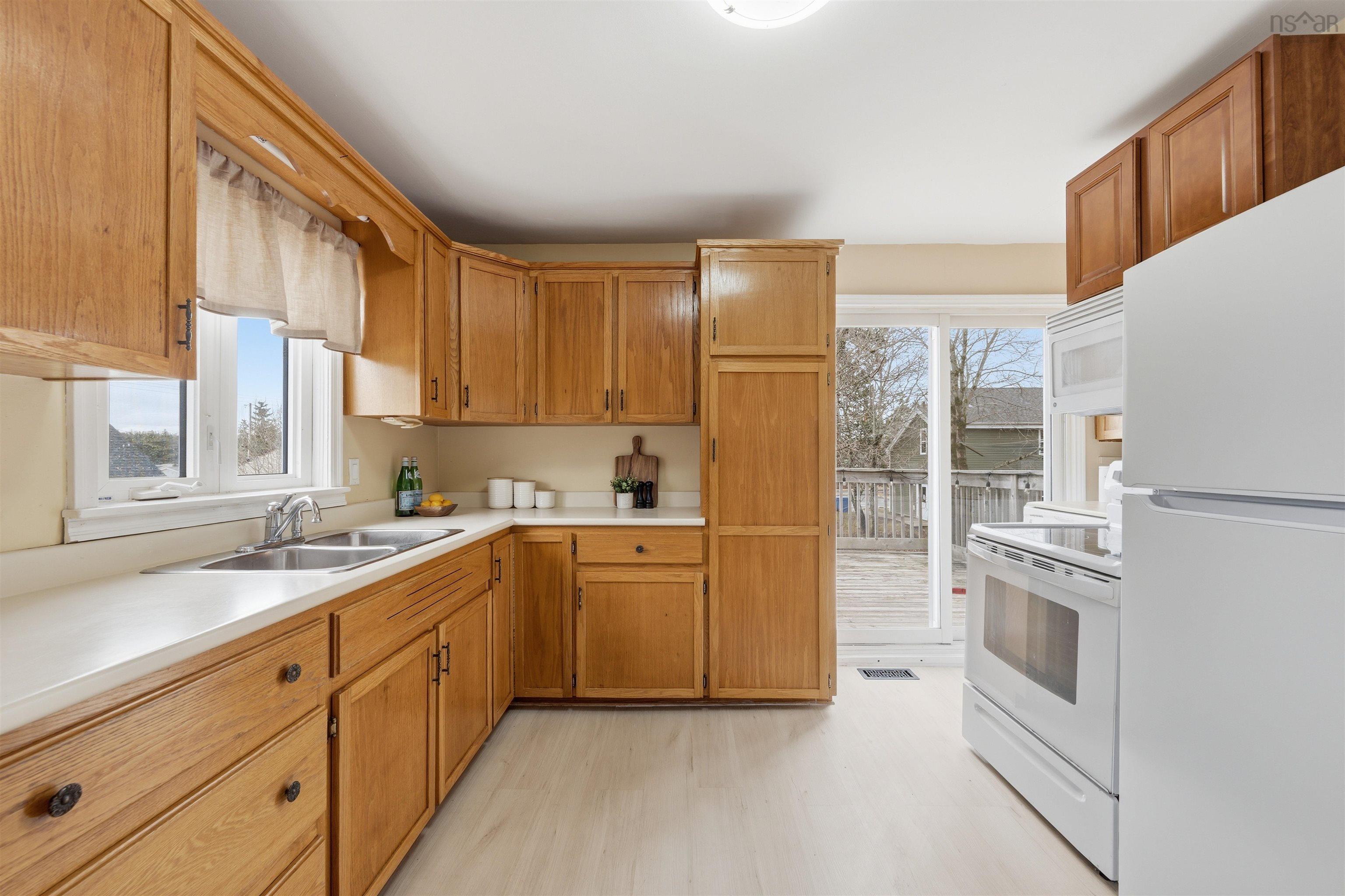 6 Parkdale Avenue, Timberlea, NS (MLS 202607857)