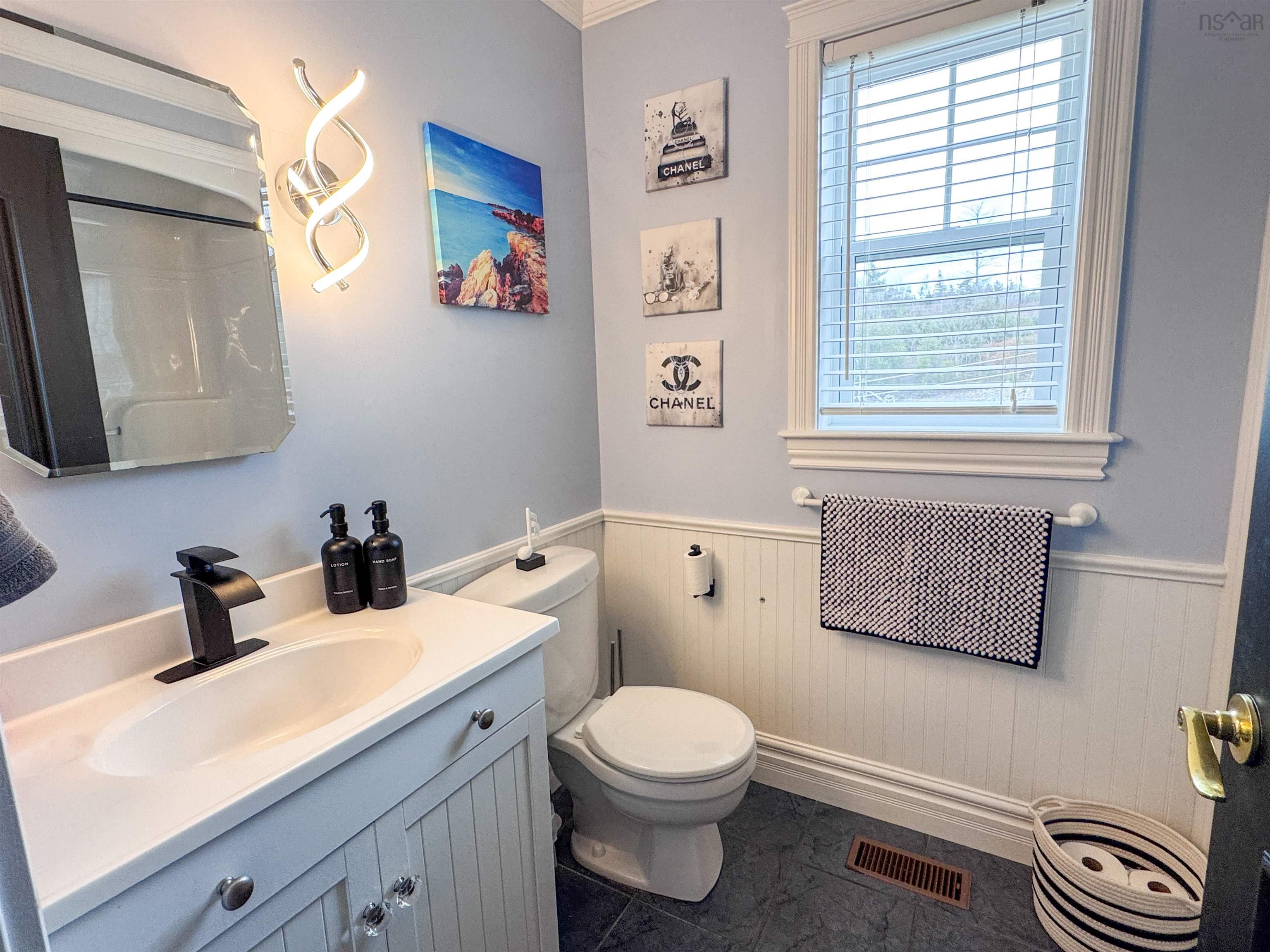 $639,000.00: 9430 Highway 7, Stillwater