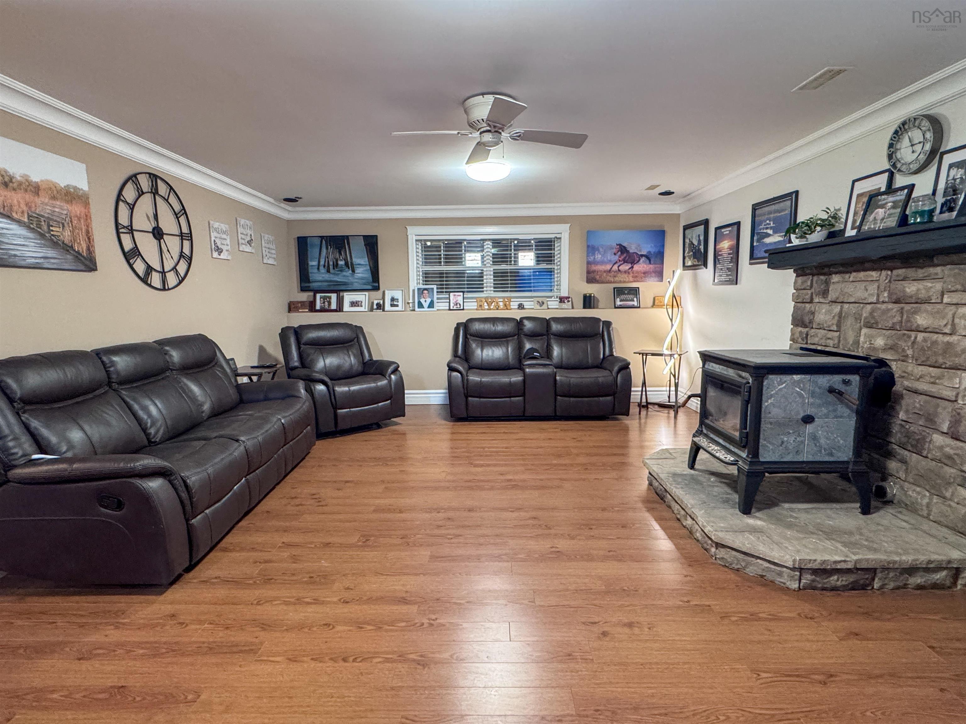 $629,000.00: 9430 Highway 7, Stillwater