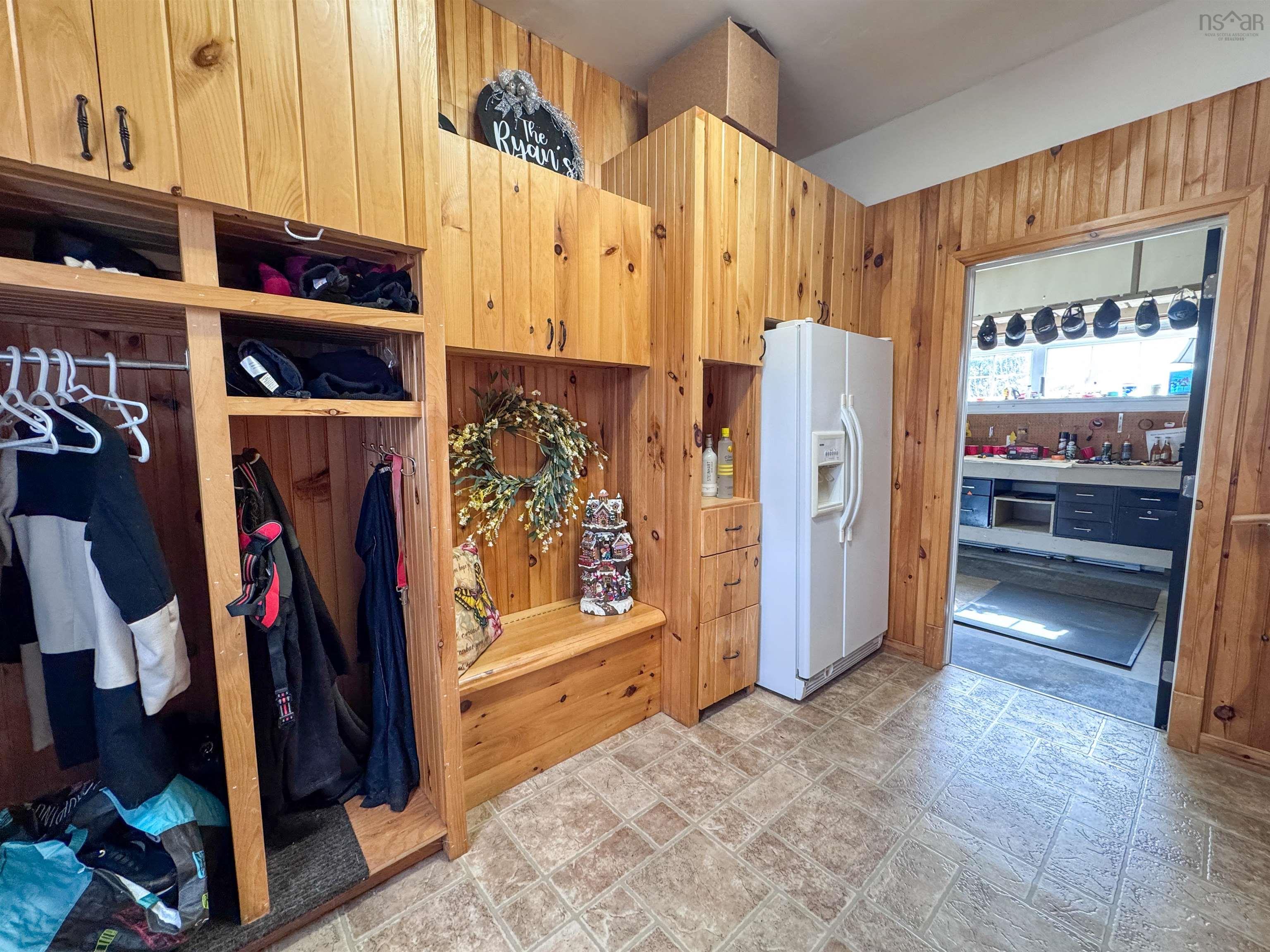 $639,000.00: 9430 Highway 7, Stillwater