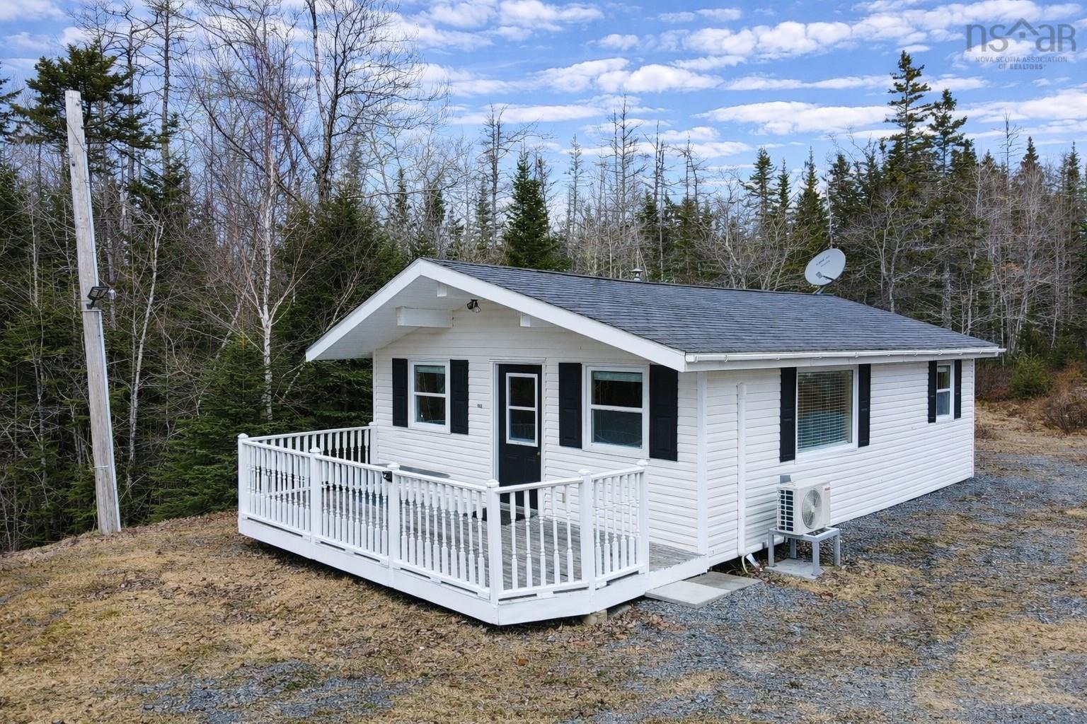 $639,000.00: 9430 Highway 7, Stillwater