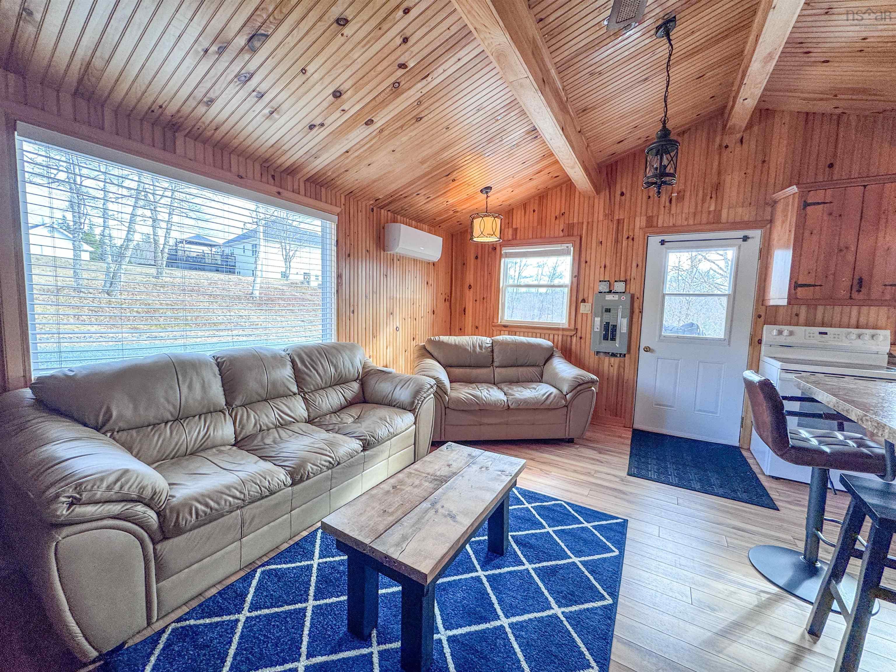 $629,000.00: 9430 Highway 7, Stillwater