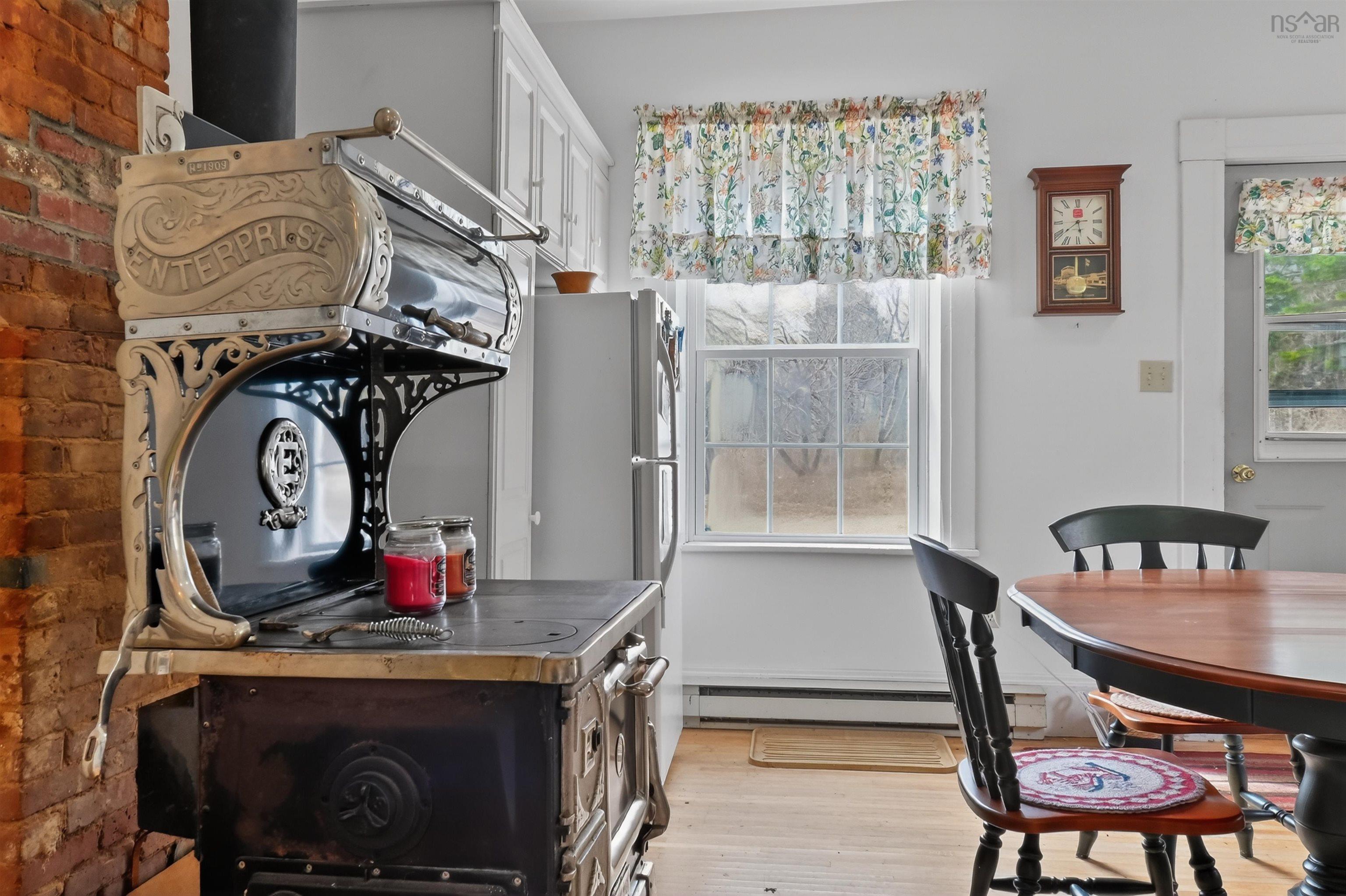 $329,000.00: 2145 Marble Mountain Rd, West Bay