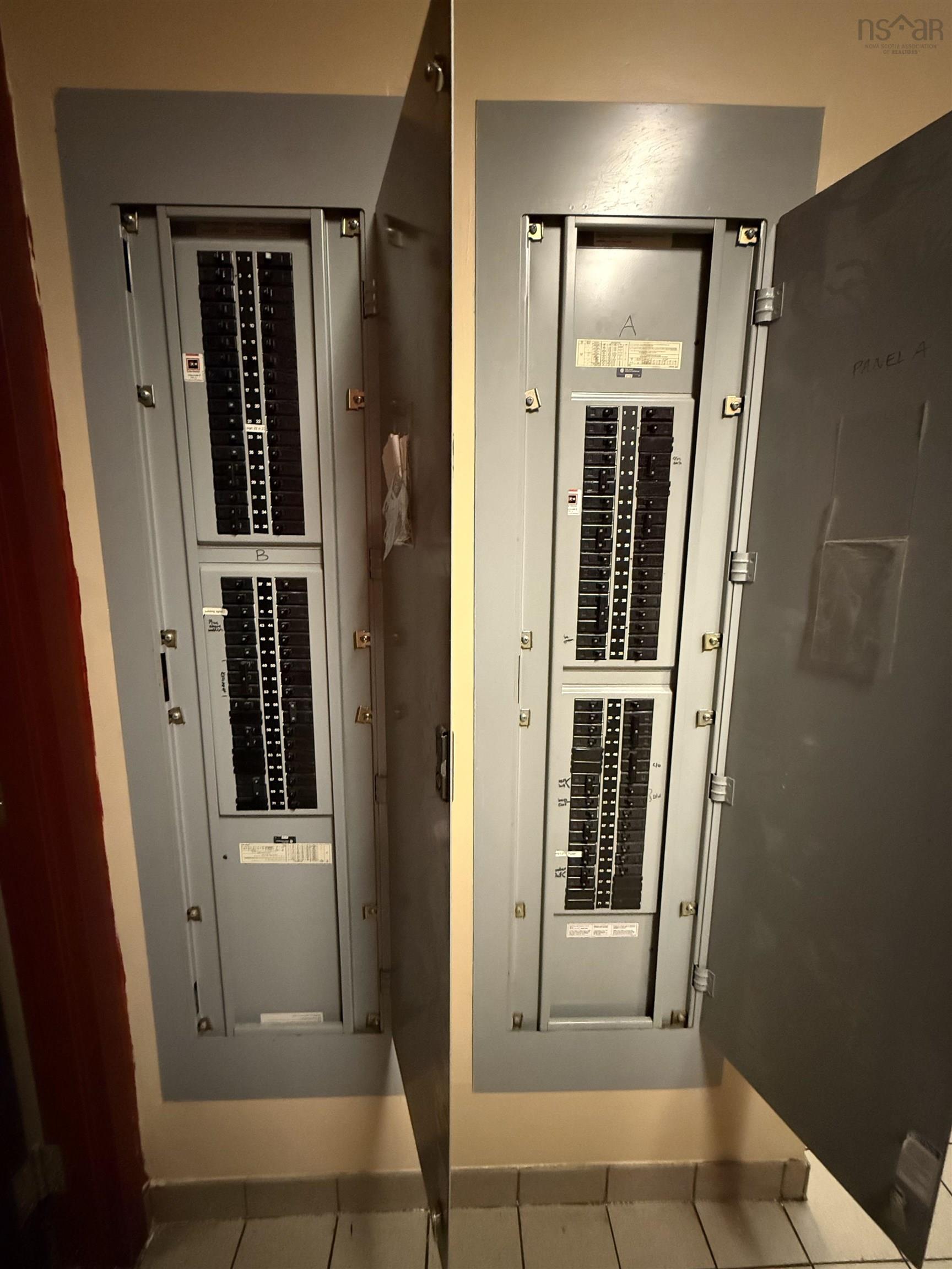 $1.00: 5494 Prospect Road, New Minas