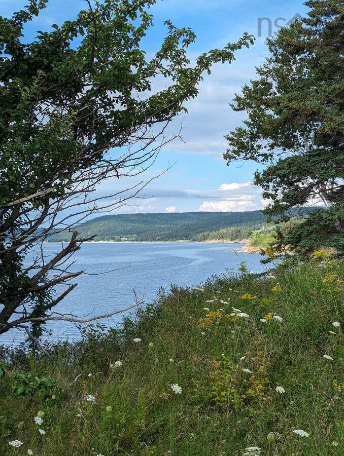 $519,000.00: 368 Lakeshore Drive, Irish Cove