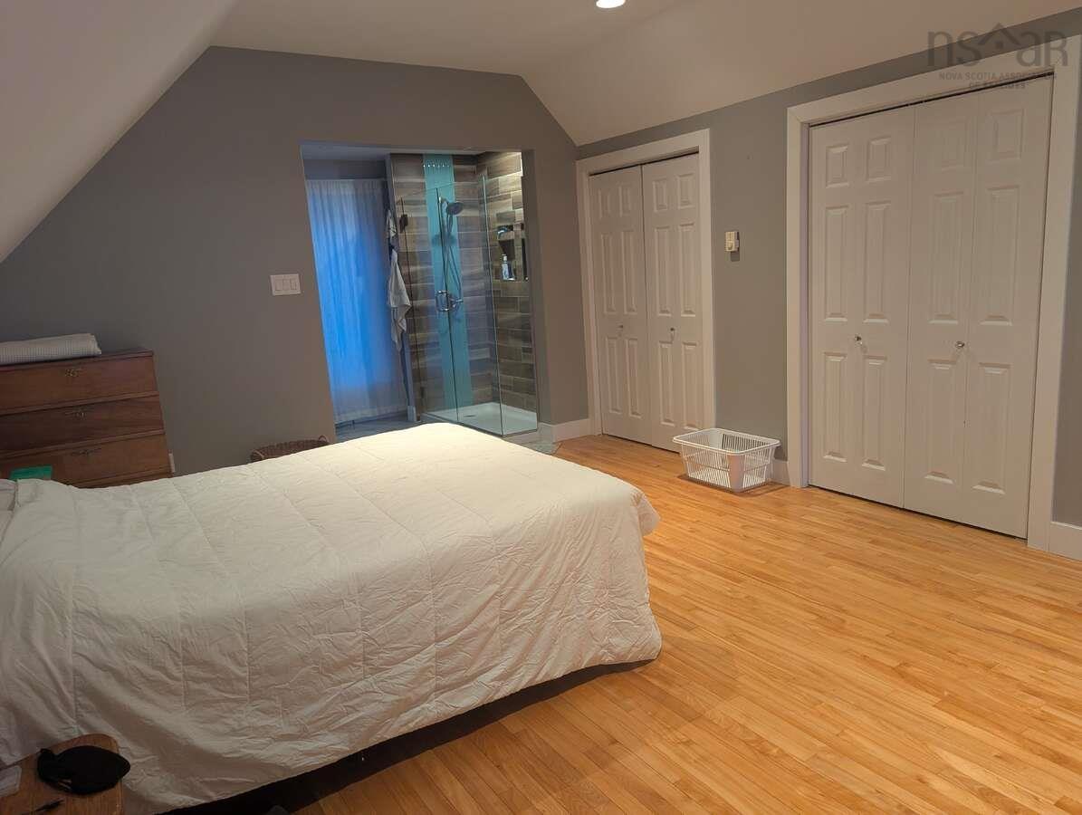 $519,000.00: 368 Lakeshore Drive, Irish Cove