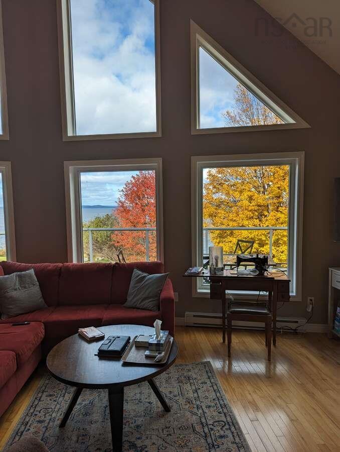 $519,000.00: 368 Lakeshore Drive, Irish Cove