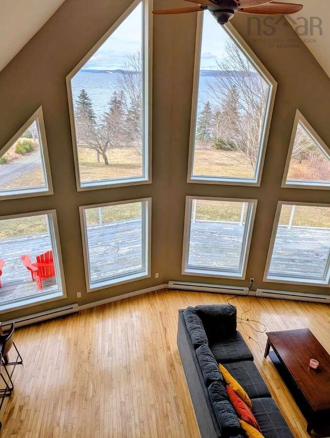 $519,000.00: 368 Lakeshore Drive, Irish Cove