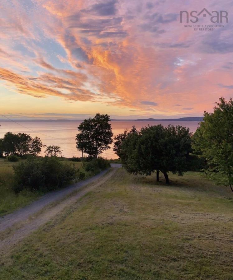 $519,000.00: 368 Lakeshore Drive, Irish Cove