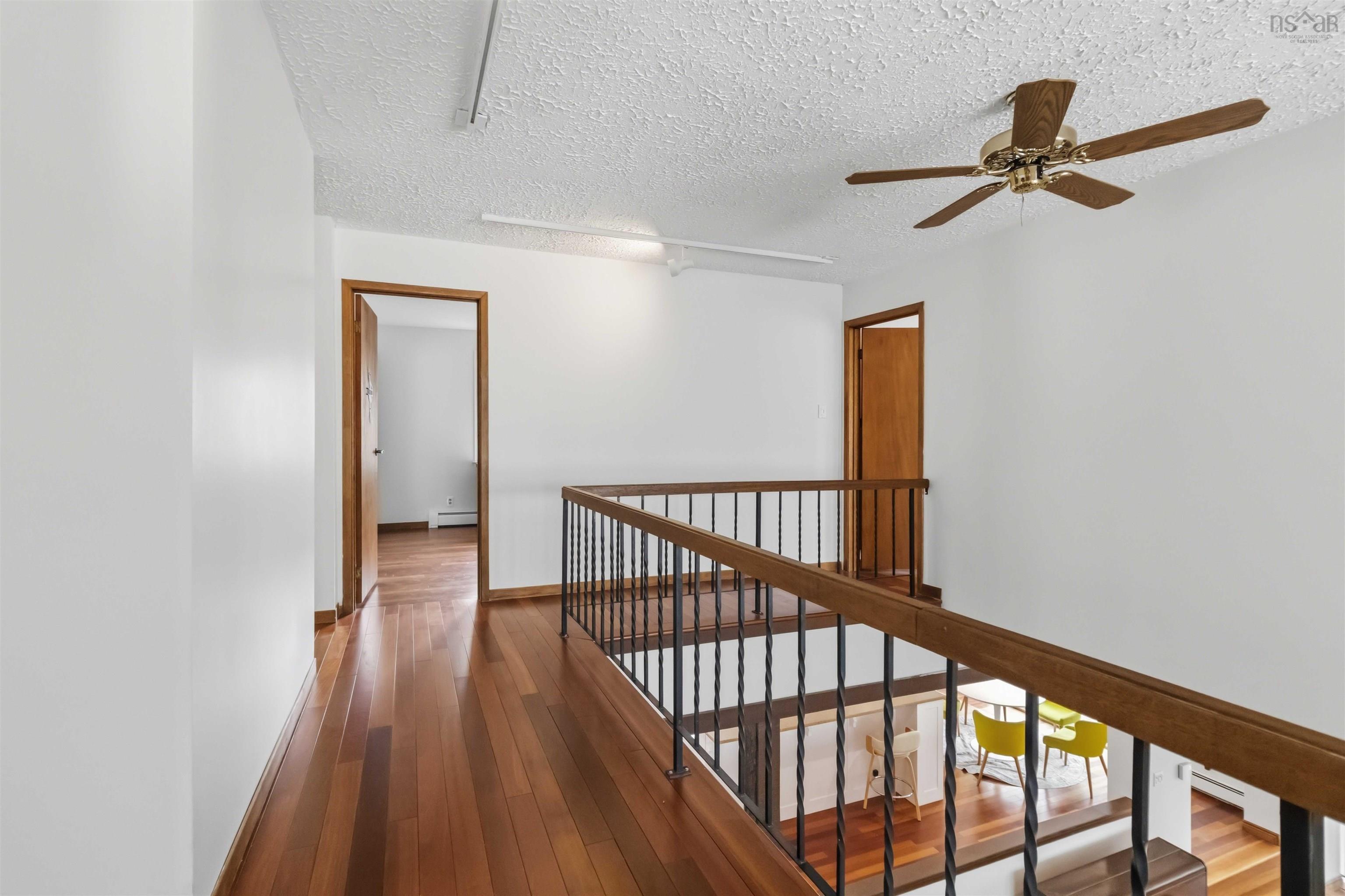 $949,900.00: 11 Wheatstone Heights, Dartmouth