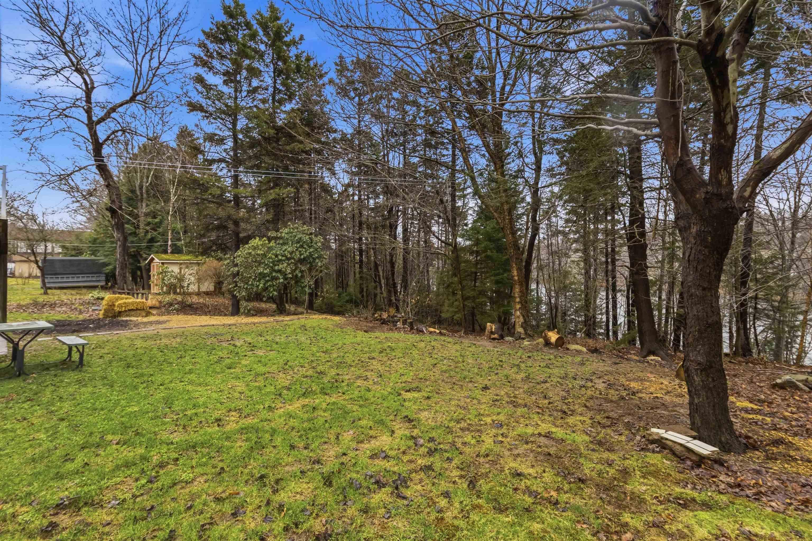 $949,900.00: 11 Wheatstone Heights, Dartmouth