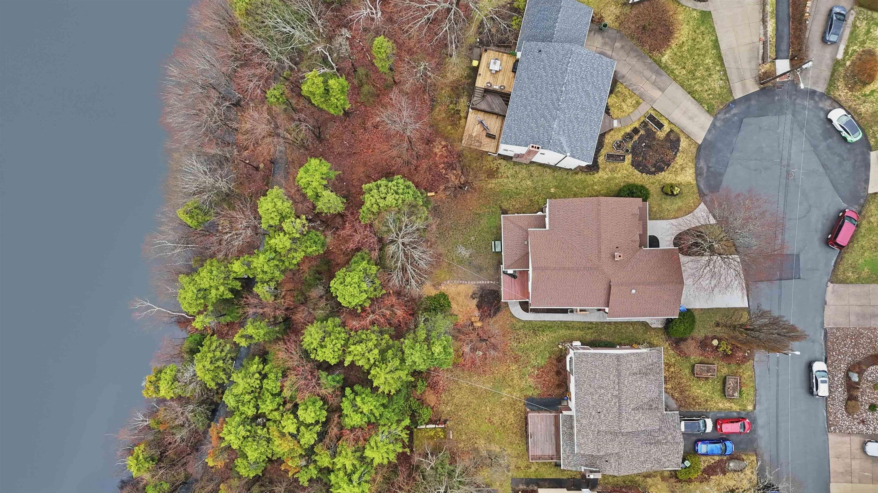 $949,900.00: 11 Wheatstone Heights, Dartmouth