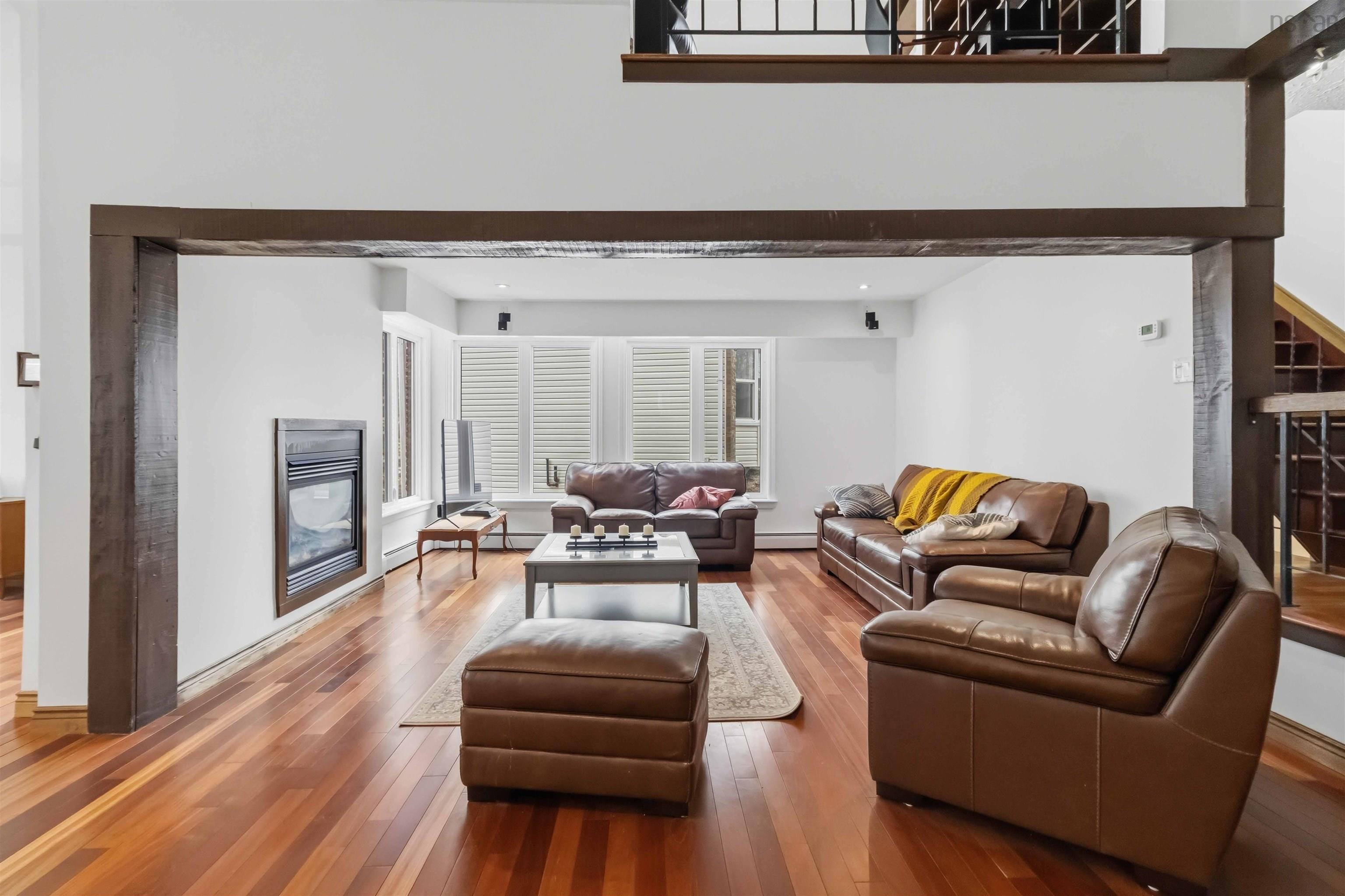 $949,900.00: 11 Wheatstone Heights, Dartmouth