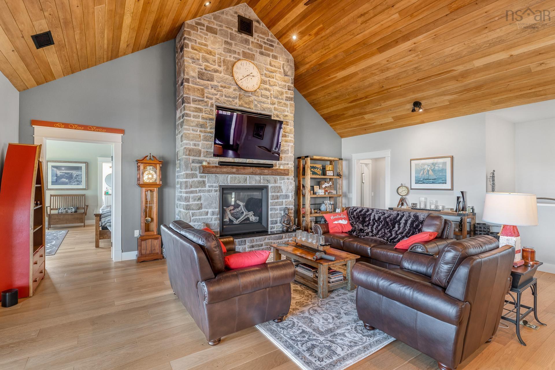 $2,850,000.00: 580 & 586 Masons Beach Road, First South