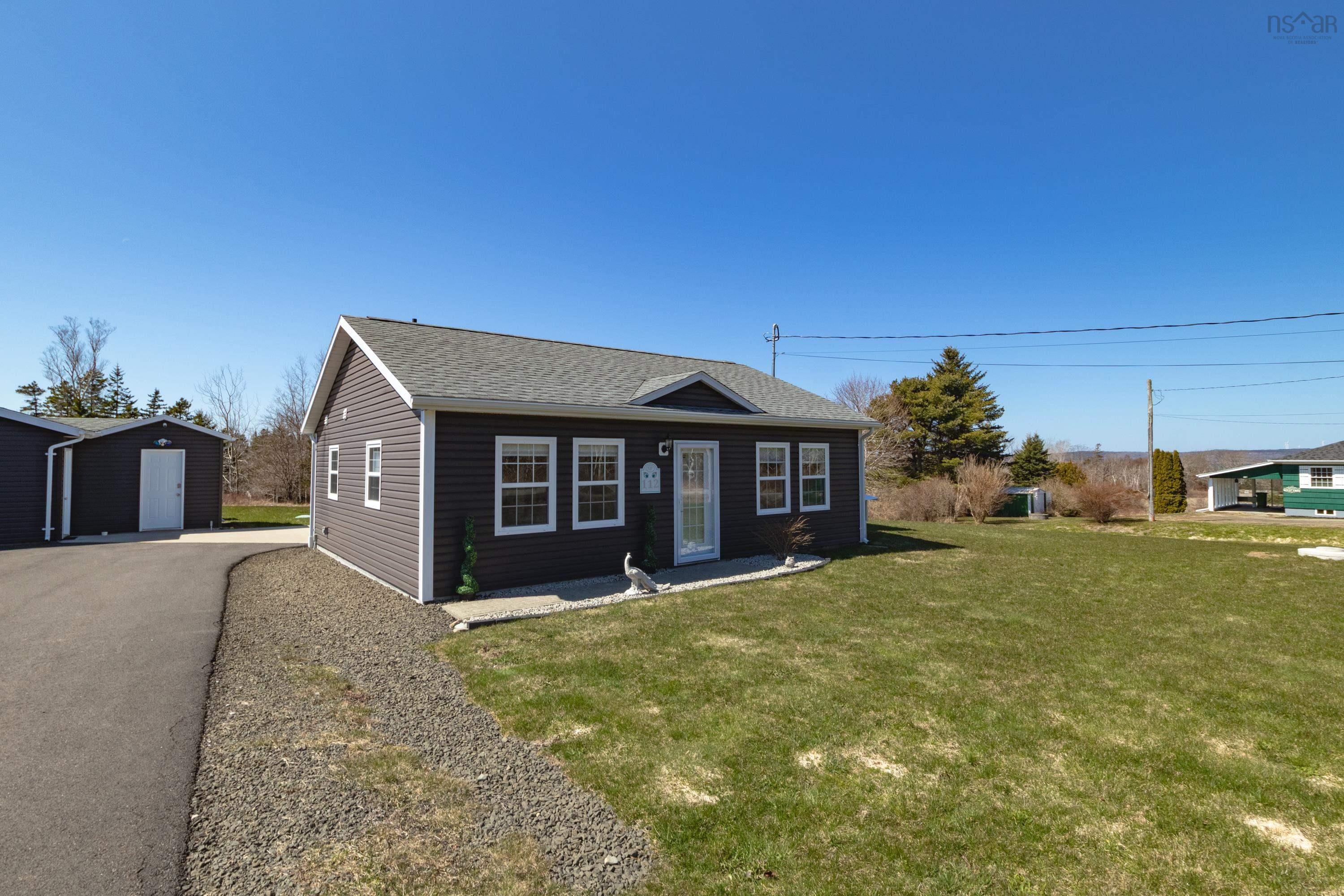 $405,000.00: 112 North Range Cross Road, Barton