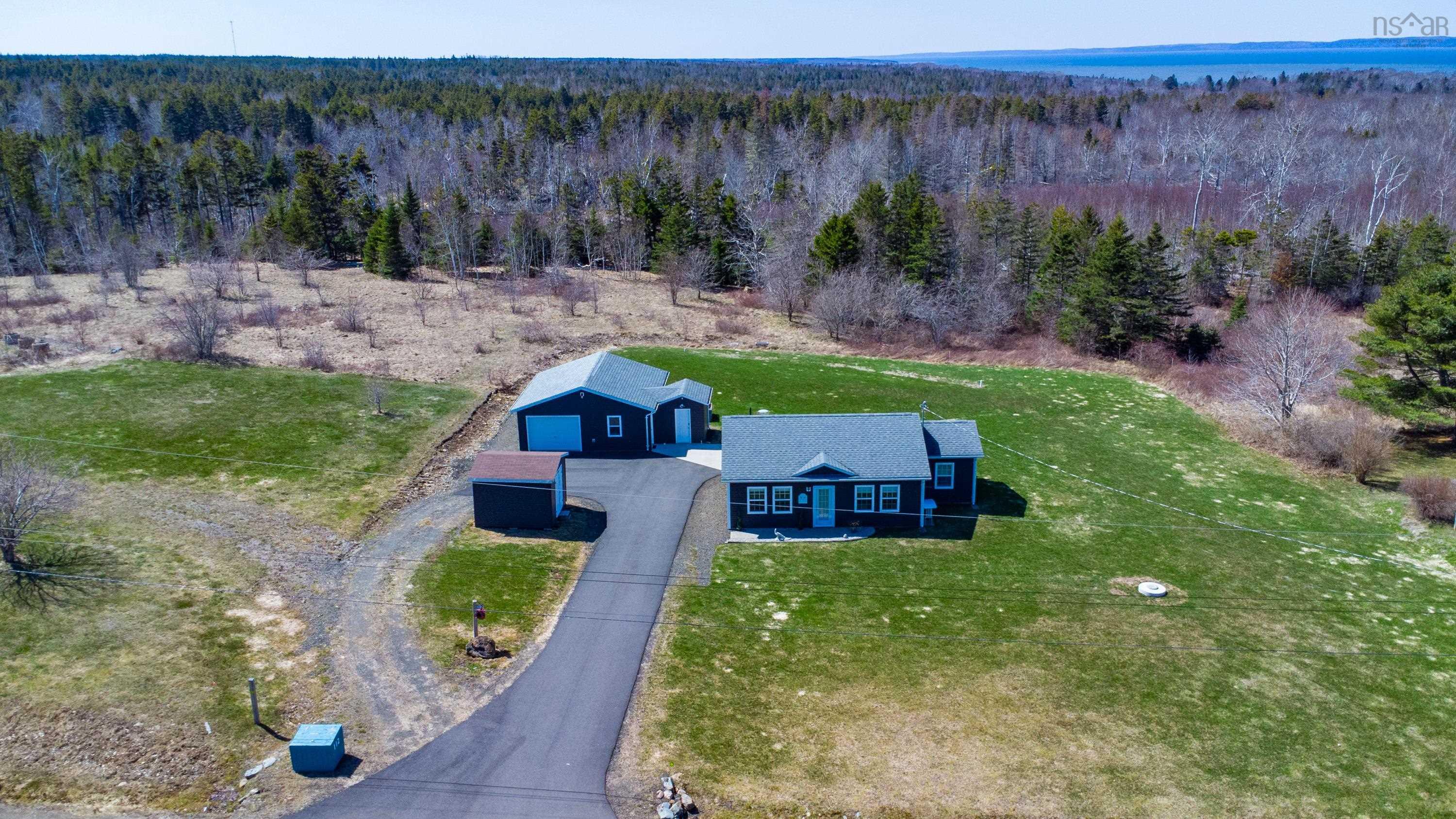 $405,000.00: 112 North Range Cross Road, Barton