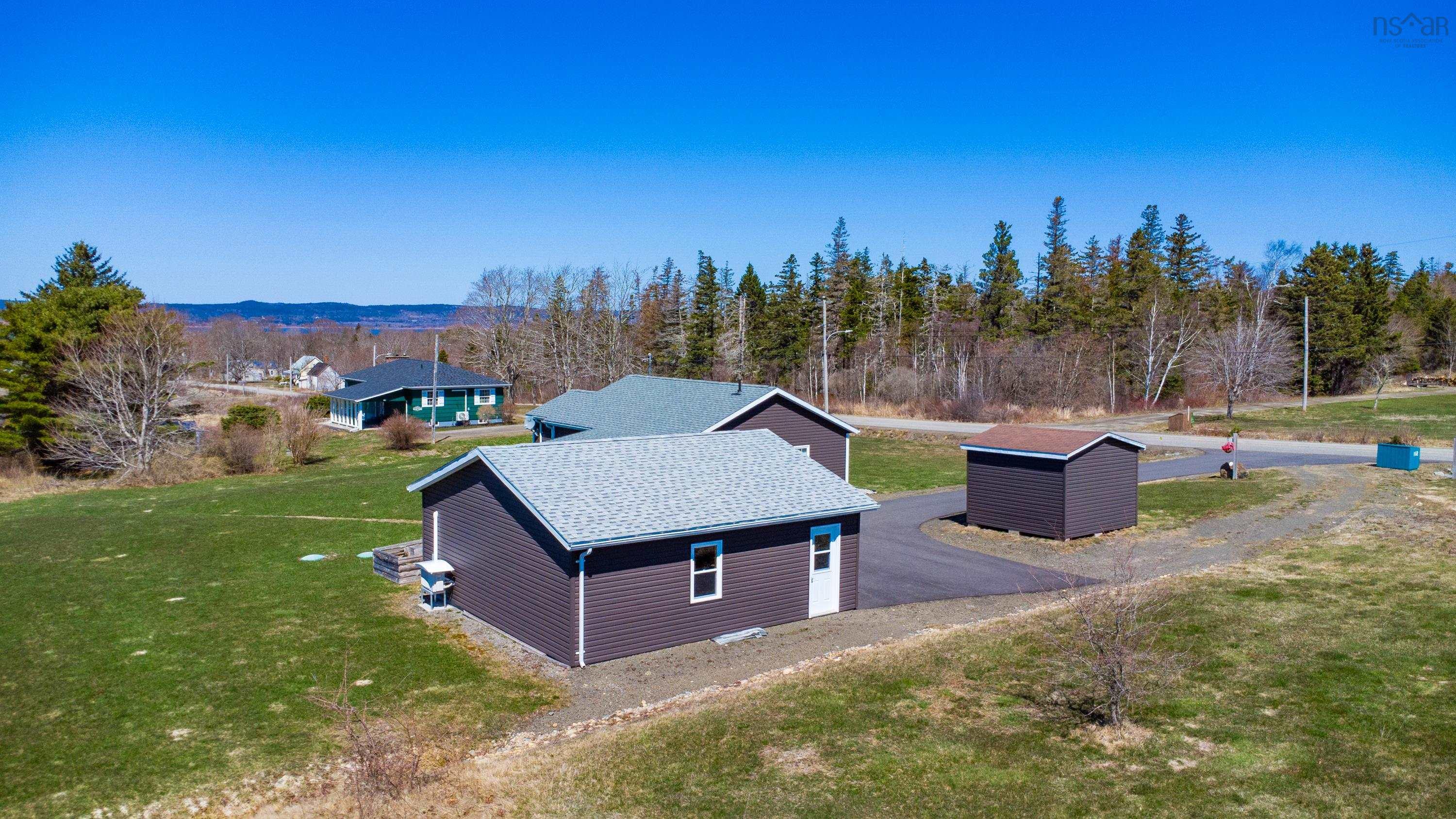 $405,000.00: 112 North Range Cross Road, Barton