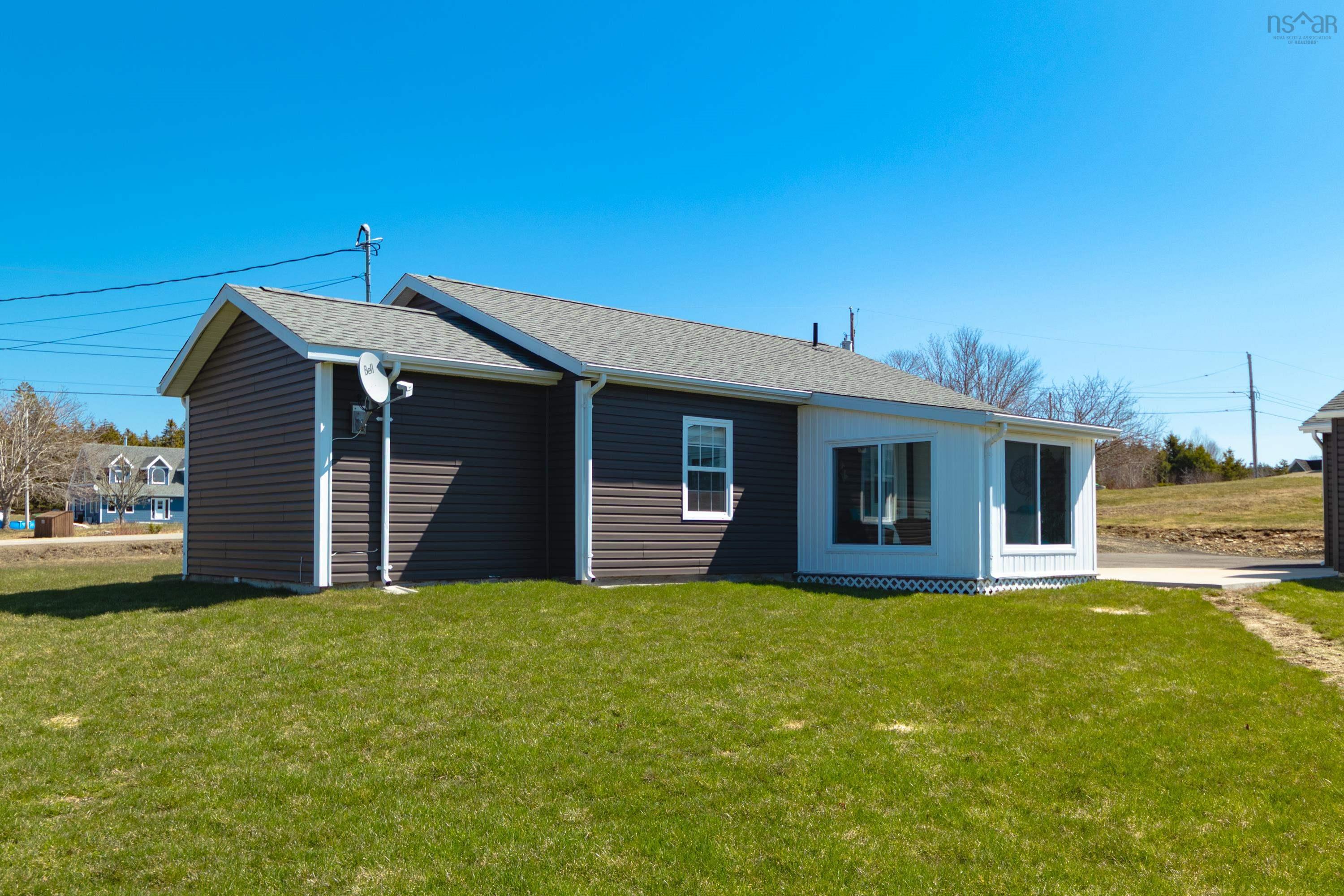 $405,000.00: 112 North Range Cross Road, Barton