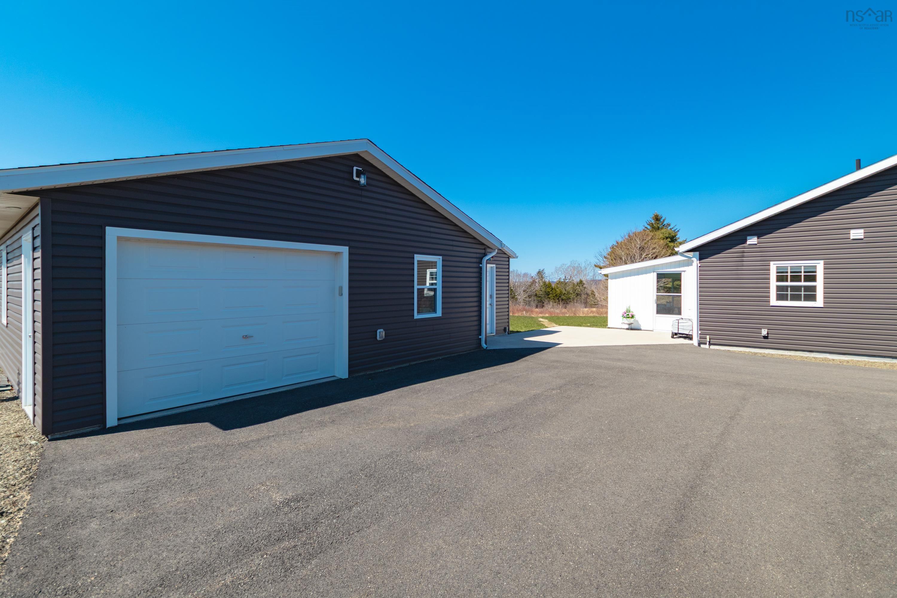 $405,000.00: 112 North Range Cross Road, Barton