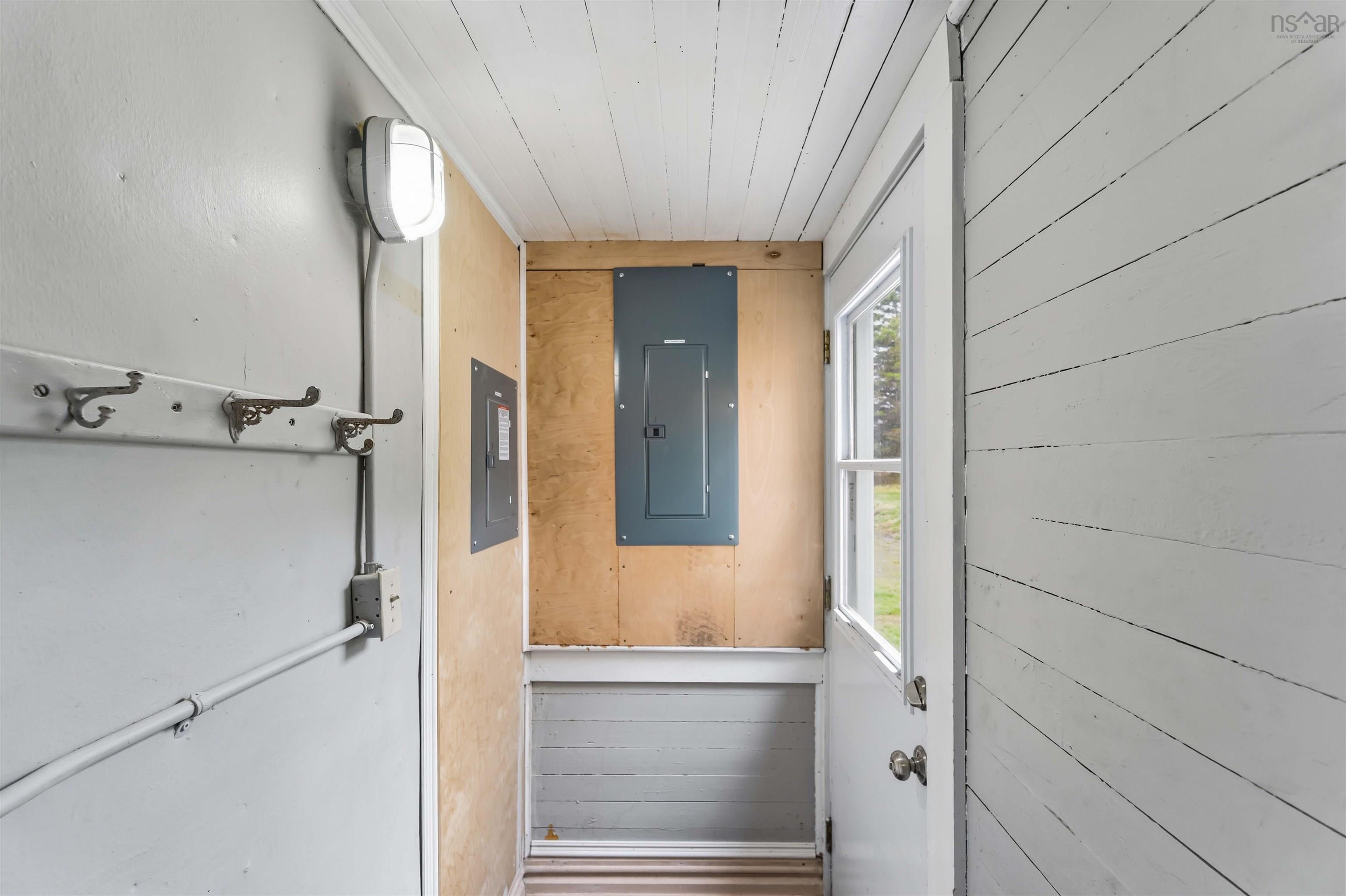 $390,000.00: 187 Water Street, Freeport