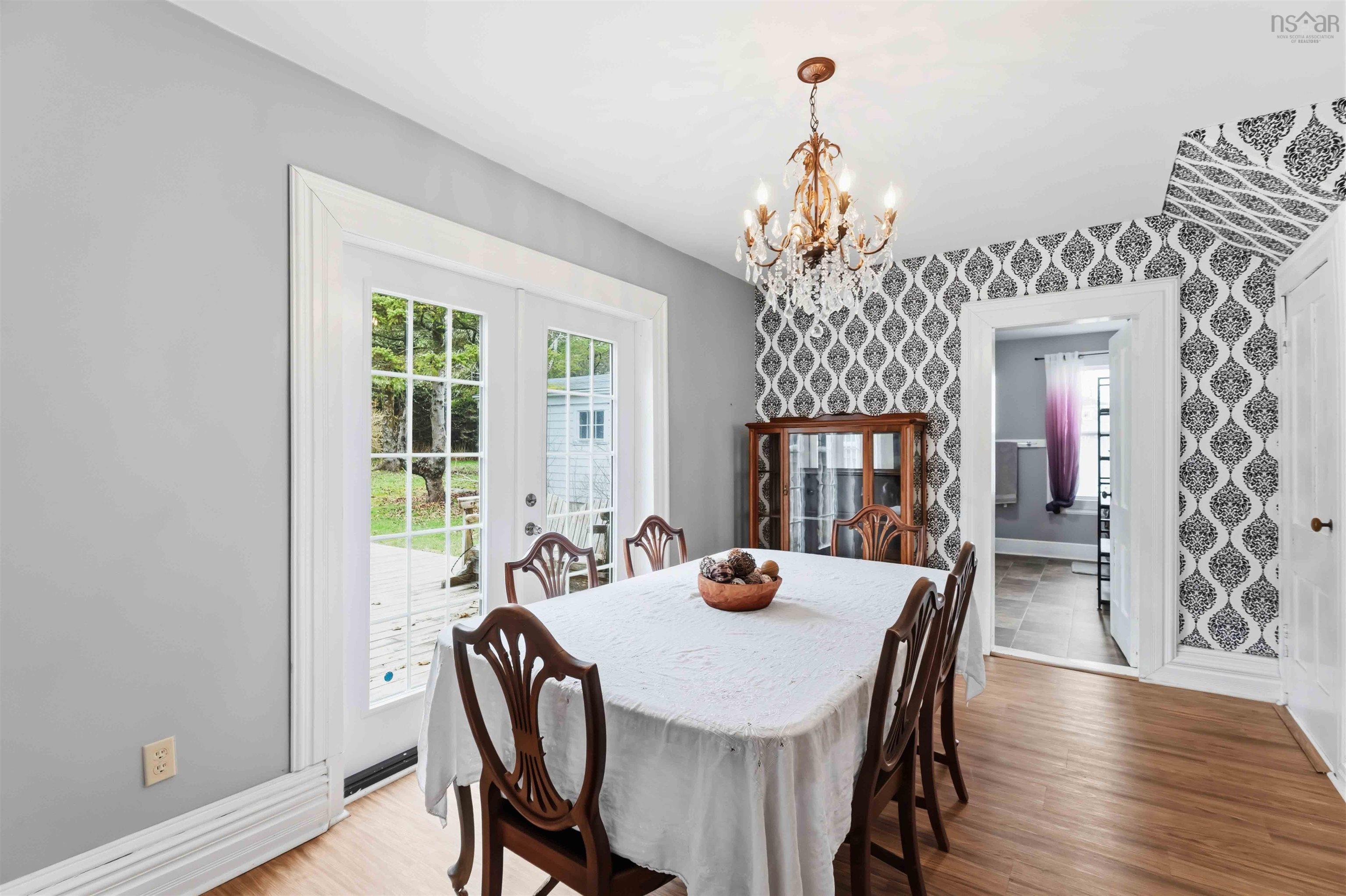 $390,000.00: 187 Water Street, Freeport