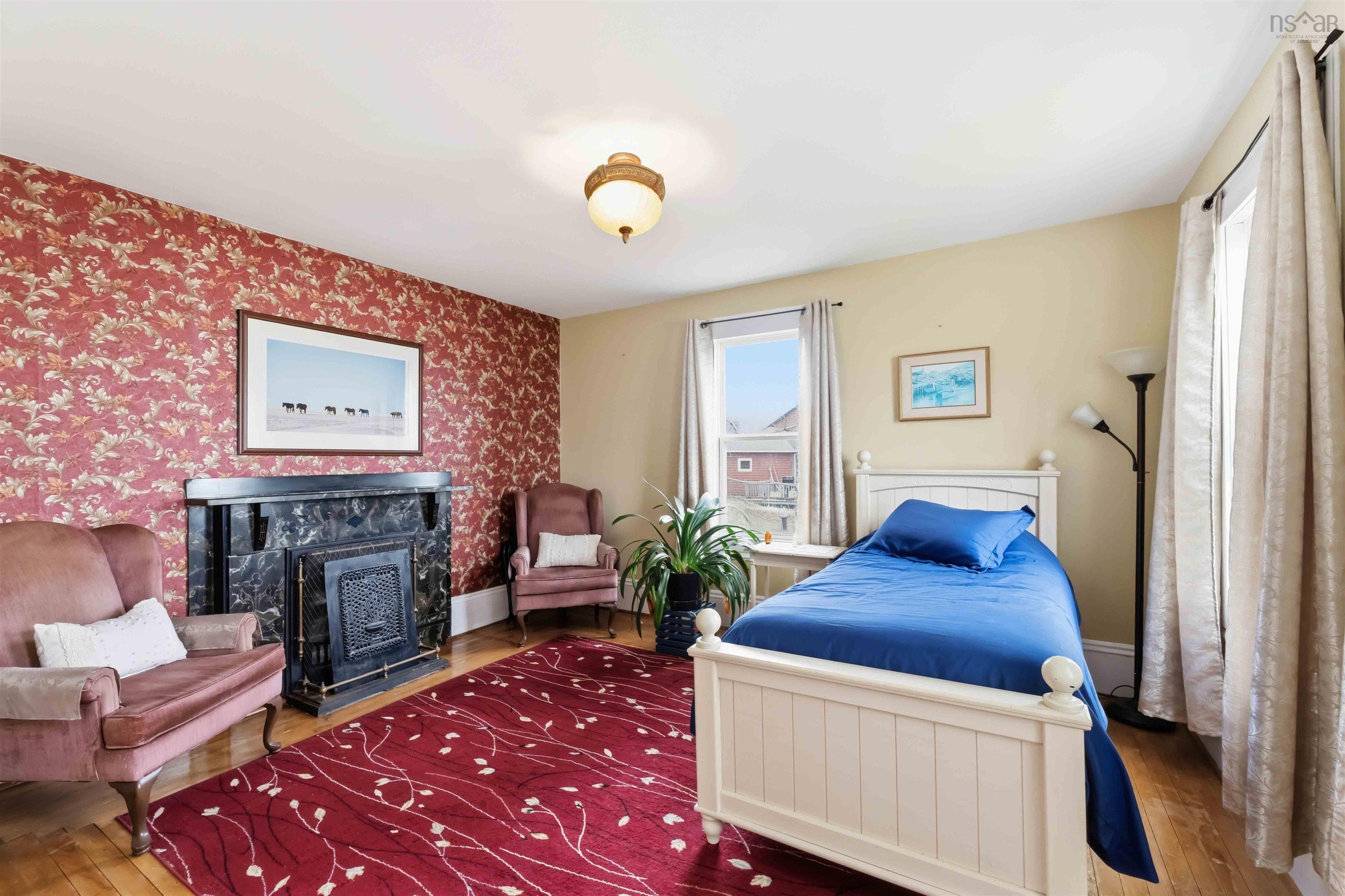 $390,000.00: 187 Water Street, Freeport