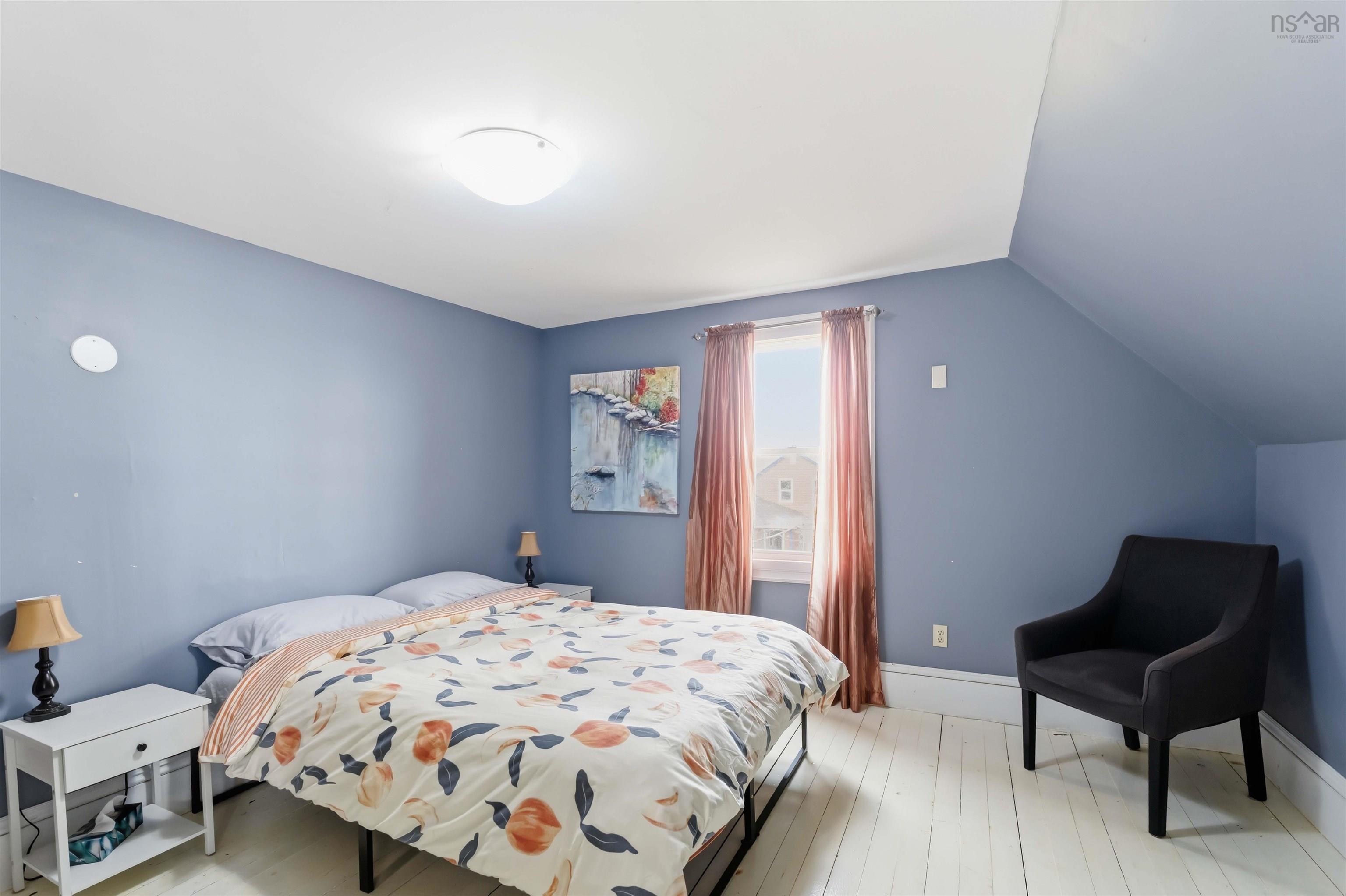 $390,000.00: 187 Water Street, Freeport