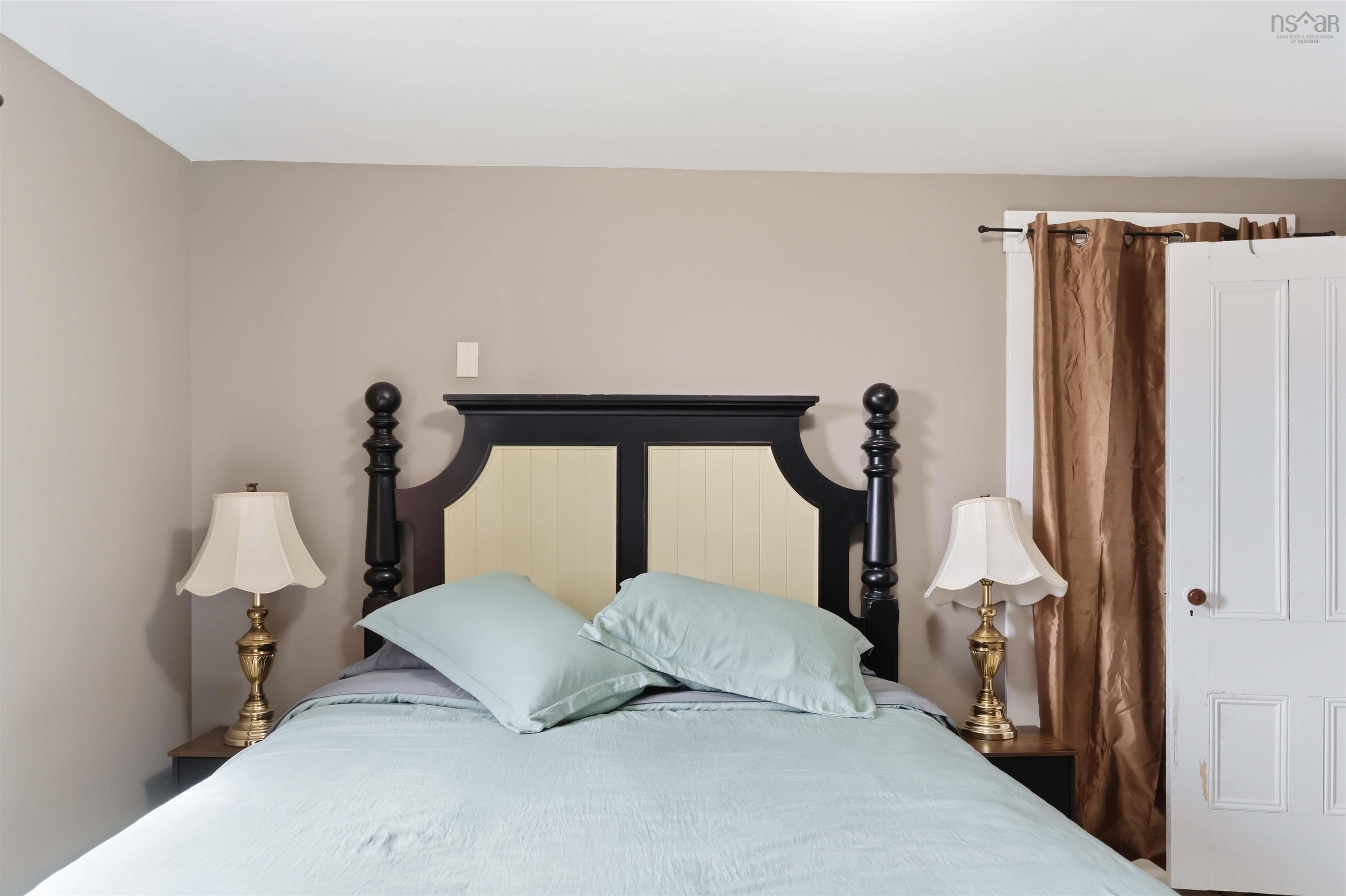 $390,000.00: 187 Water Street, Freeport