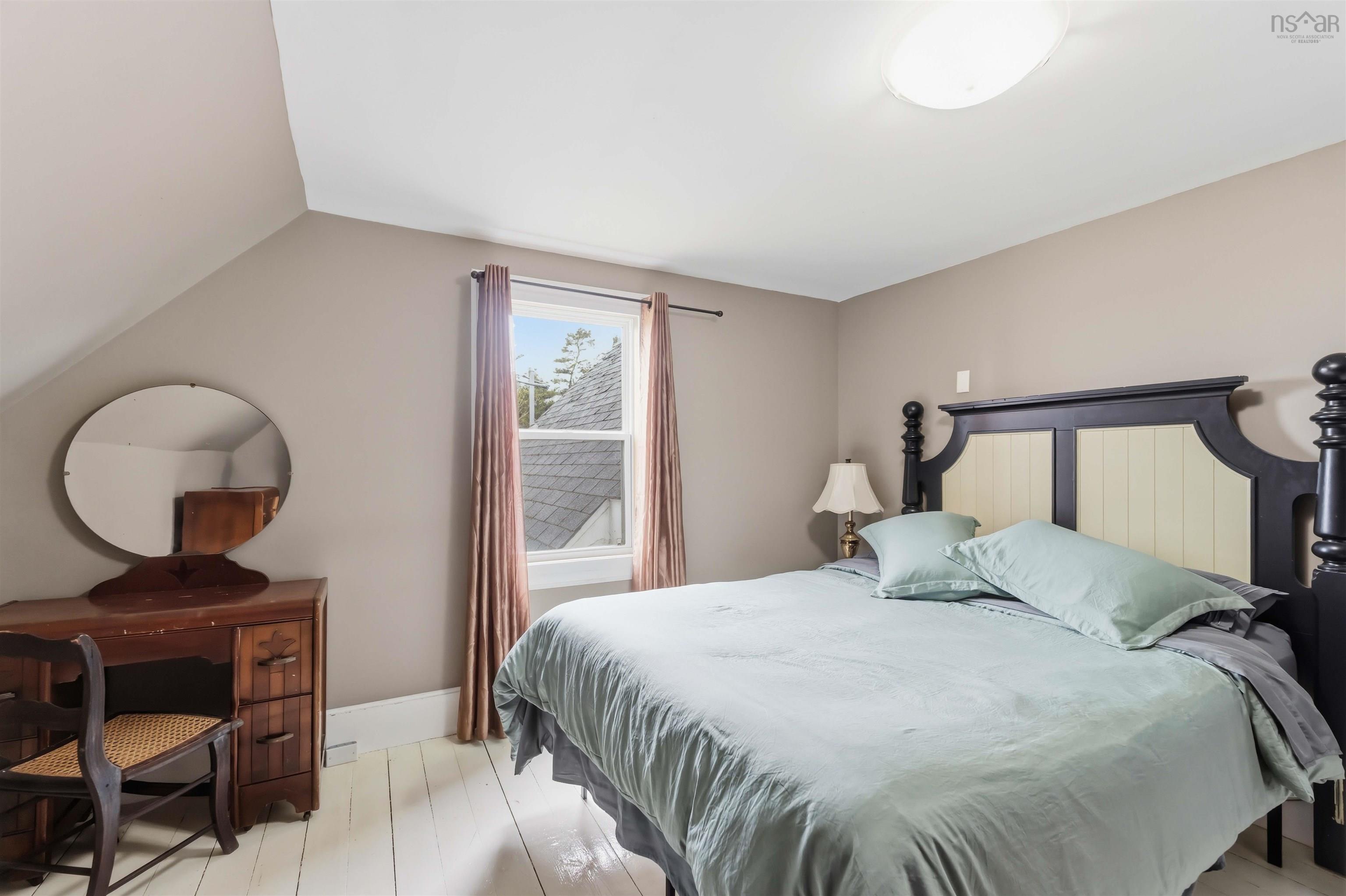 $390,000.00: 187 Water Street, Freeport