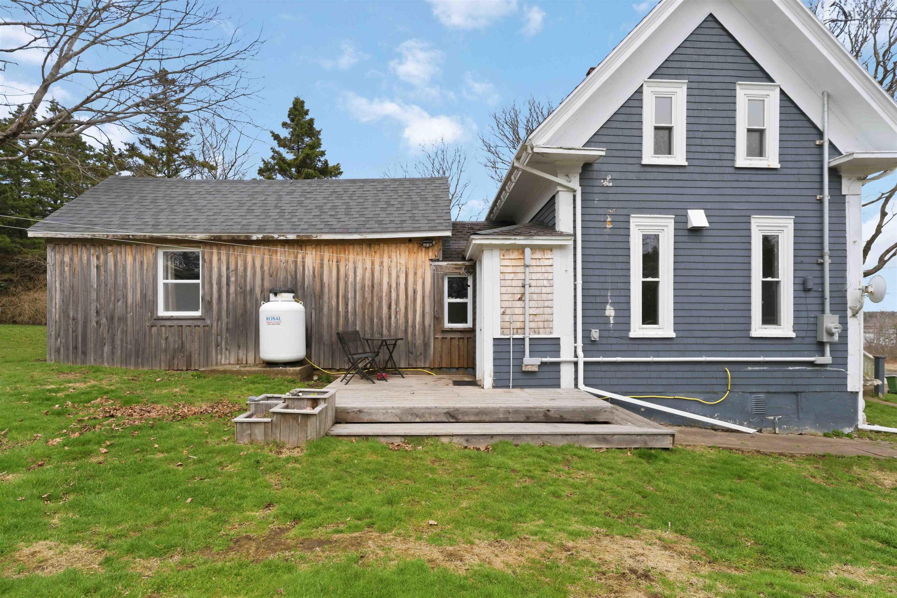 $390,000.00: 187 Water Street, Freeport