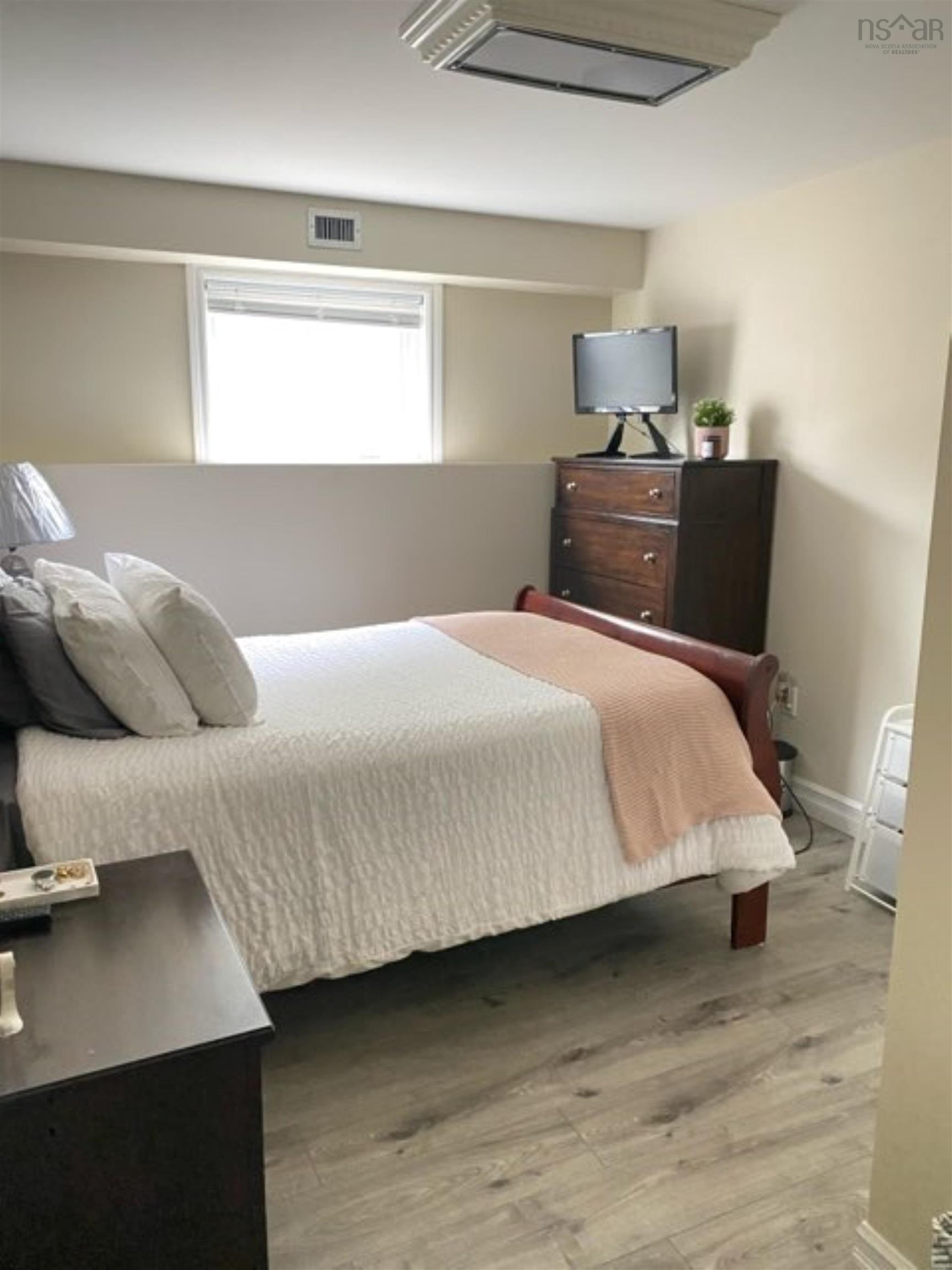 $529,000.00: 29 Quilty Avenue, North Sydney