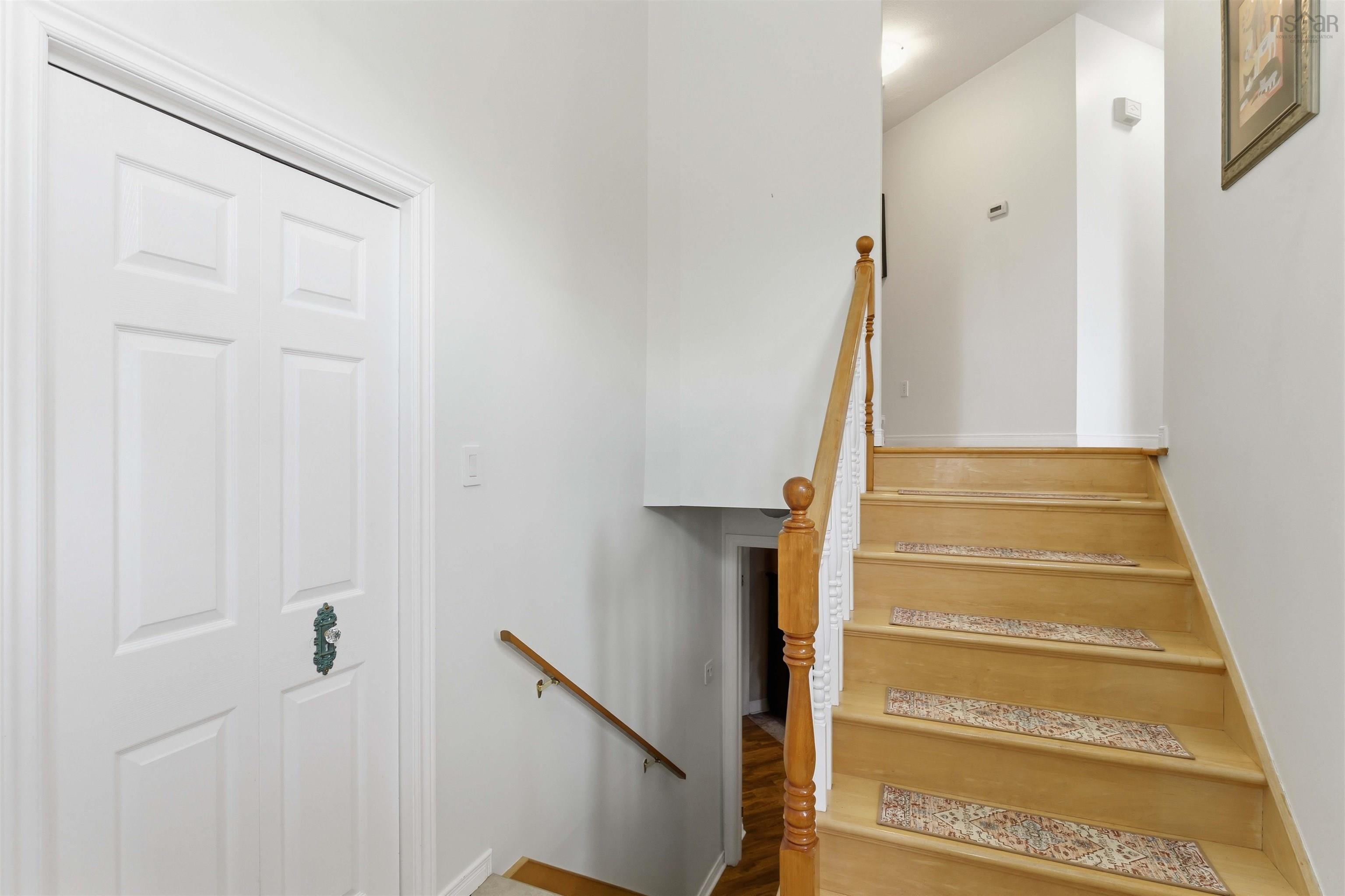 $559,900.00: 24 Rivercrest Lane, Greenwood