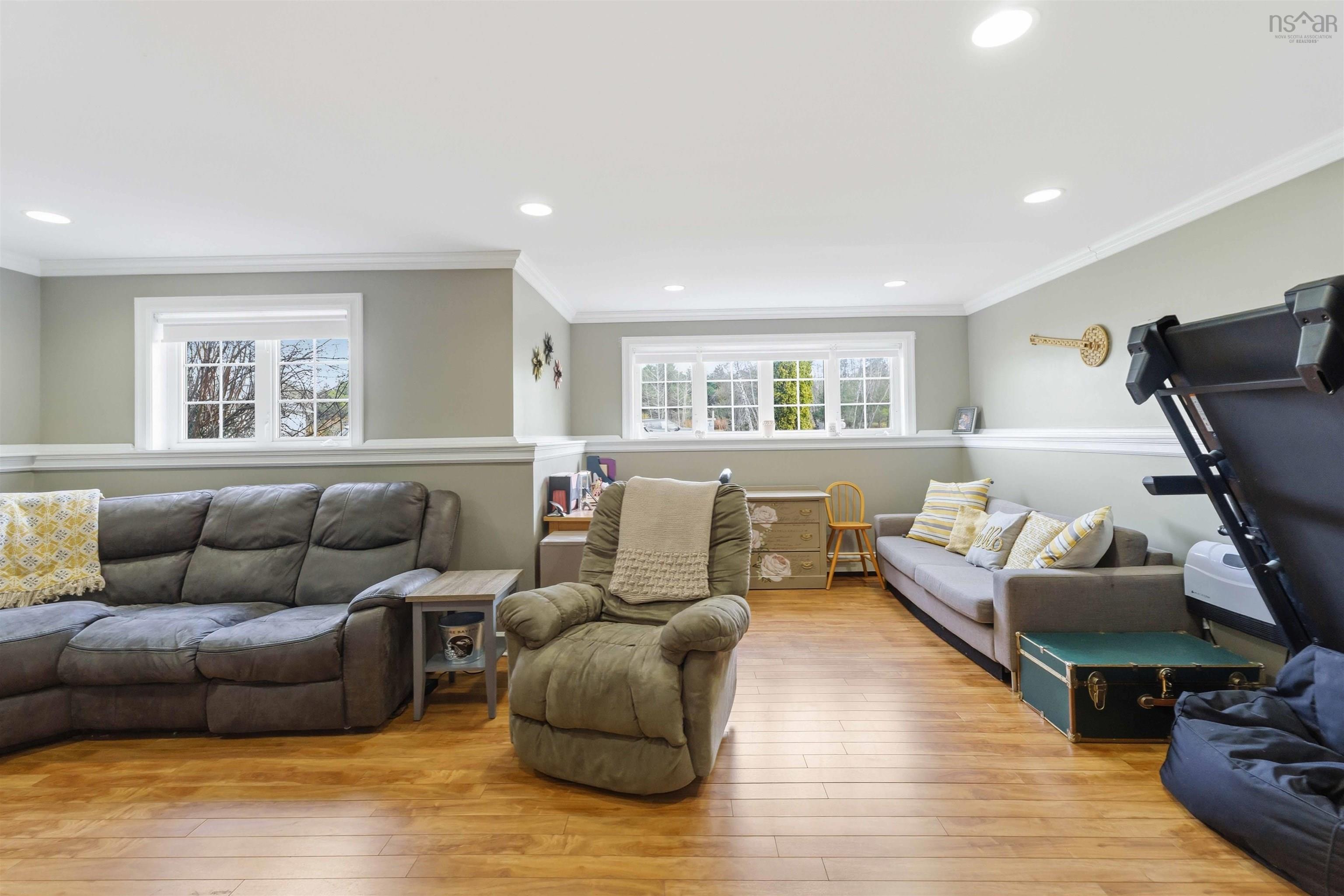 $559,900.00: 24 Rivercrest Lane, Greenwood