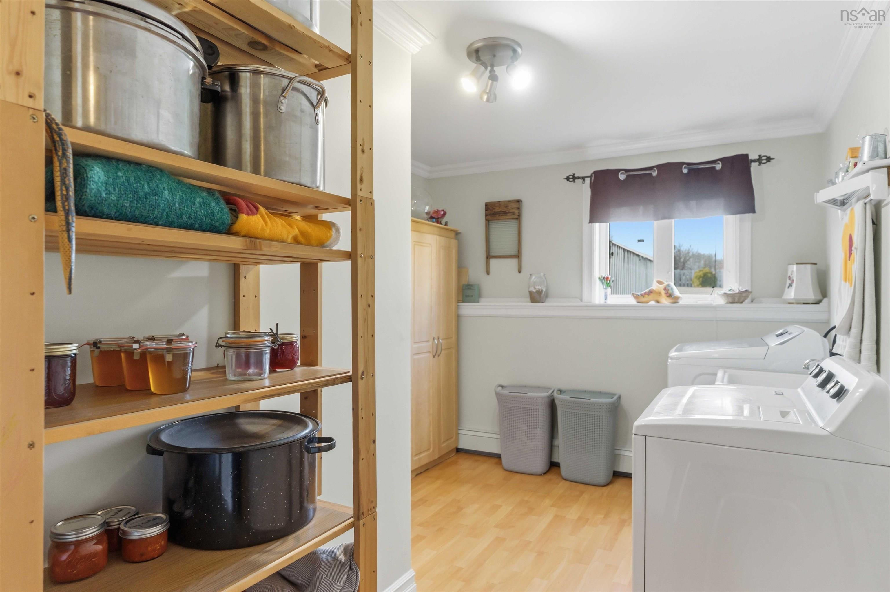 $559,900.00: 24 Rivercrest Lane, Greenwood