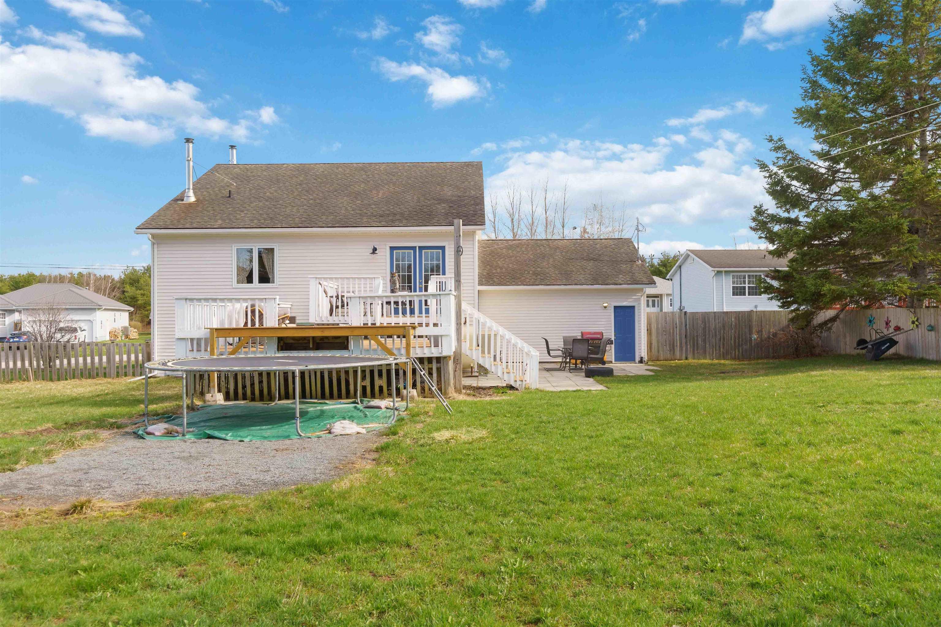 $559,900.00: 24 Rivercrest Lane, Greenwood