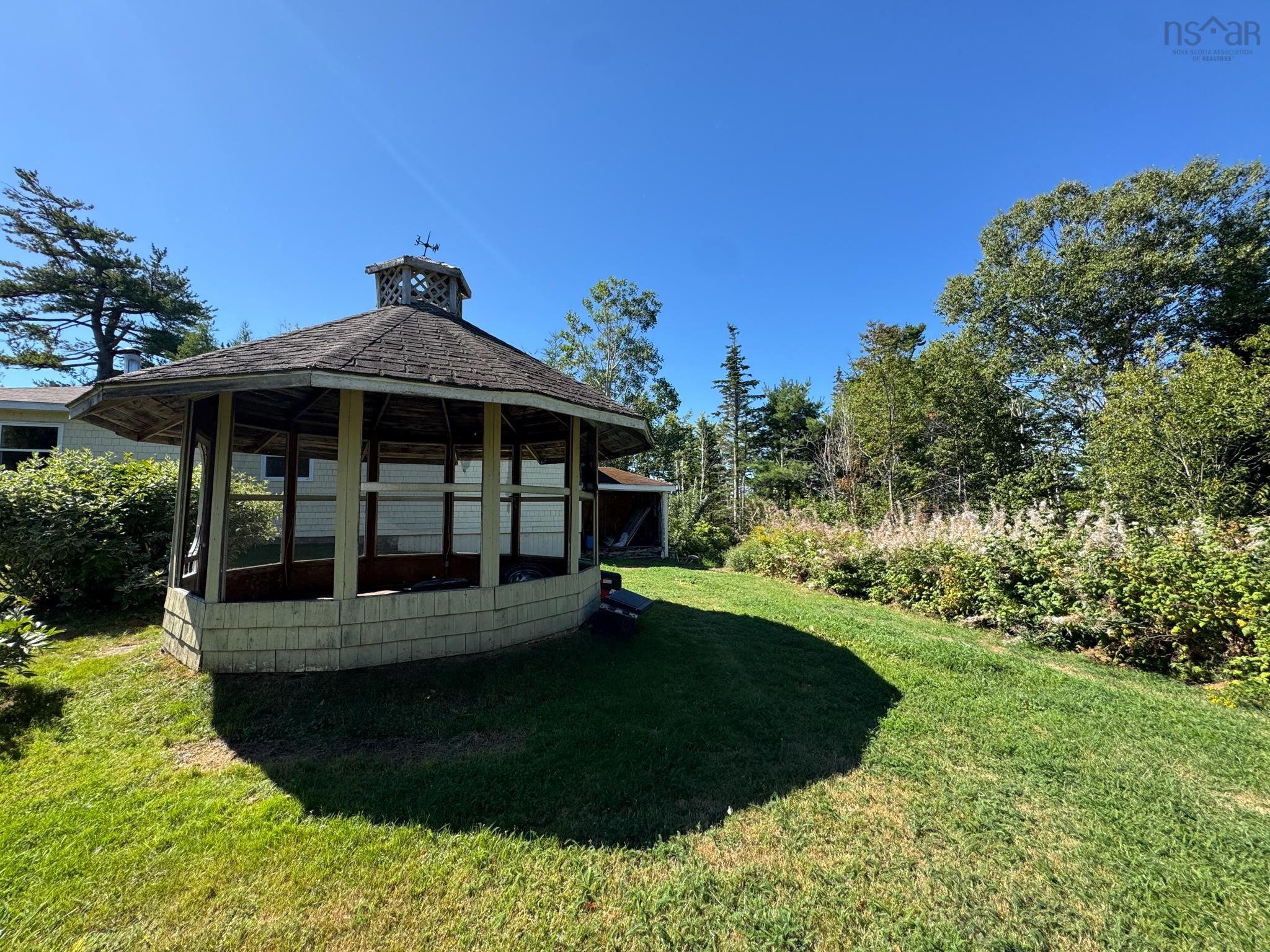 $389,000.00: 482 Intervale Road, Rock Elm