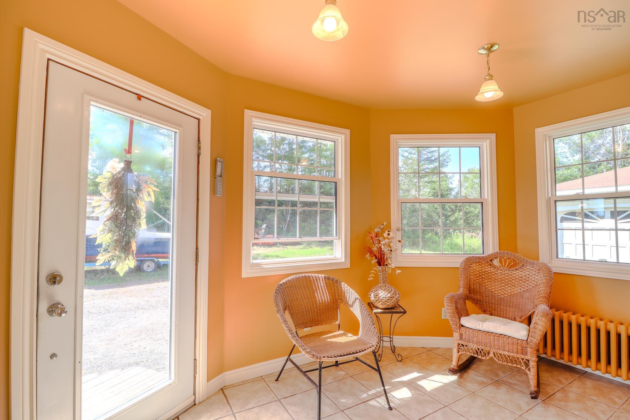 $389,000.00: 482 Intervale Road, Rock Elm