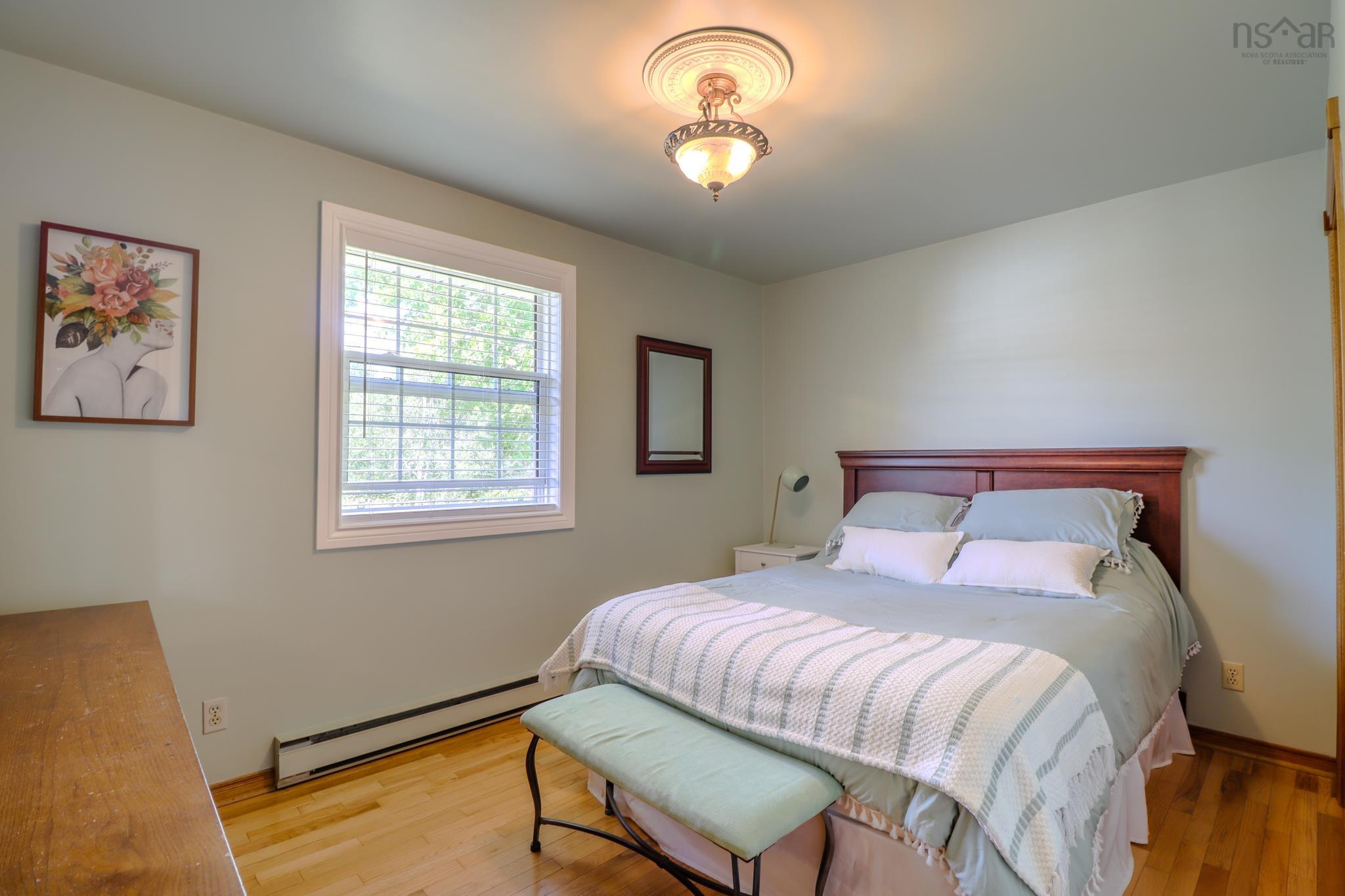 $389,000.00: 482 Intervale Road, Rock Elm