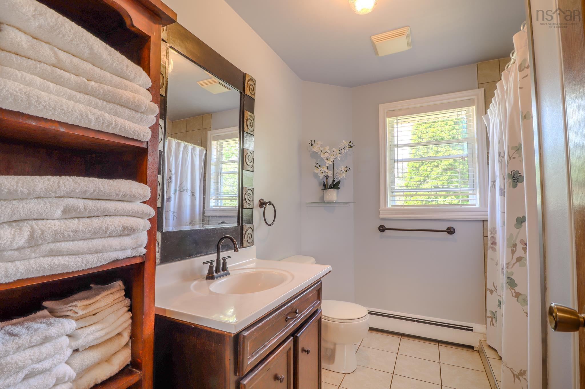 $389,000.00: 482 Intervale Road, Rock Elm