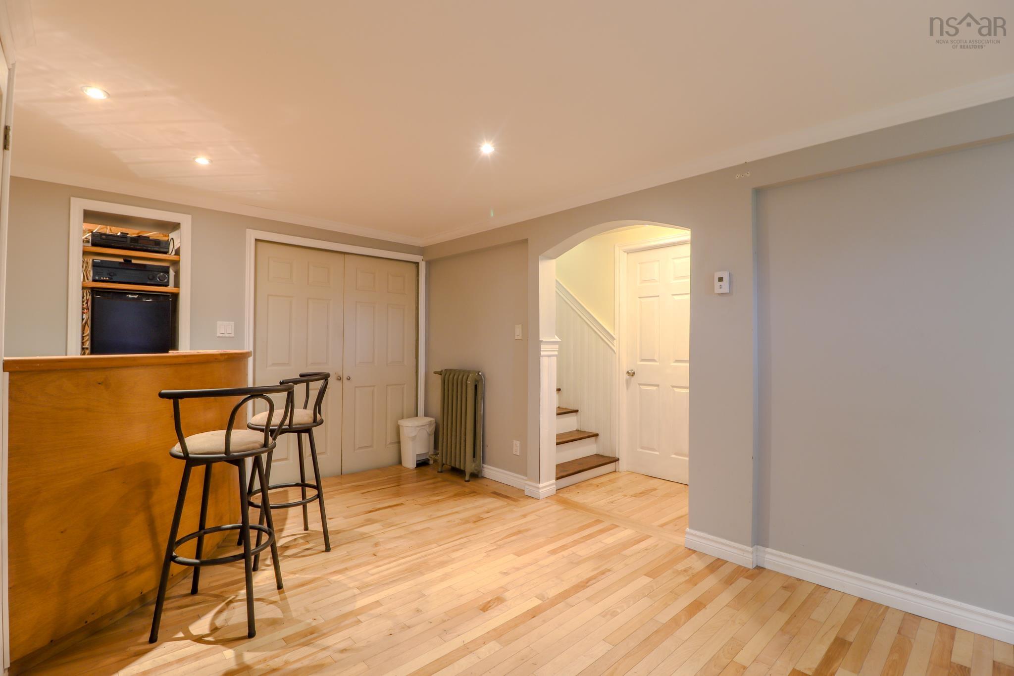 $389,000.00: 482 Intervale Road, Rock Elm