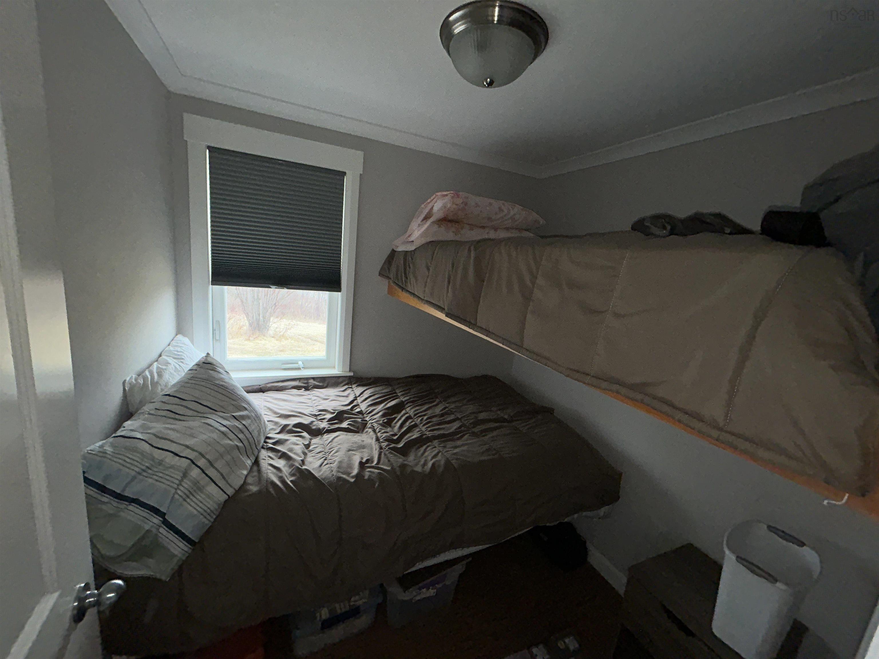 $274,900.00: 5985 Highway 337, Cape George