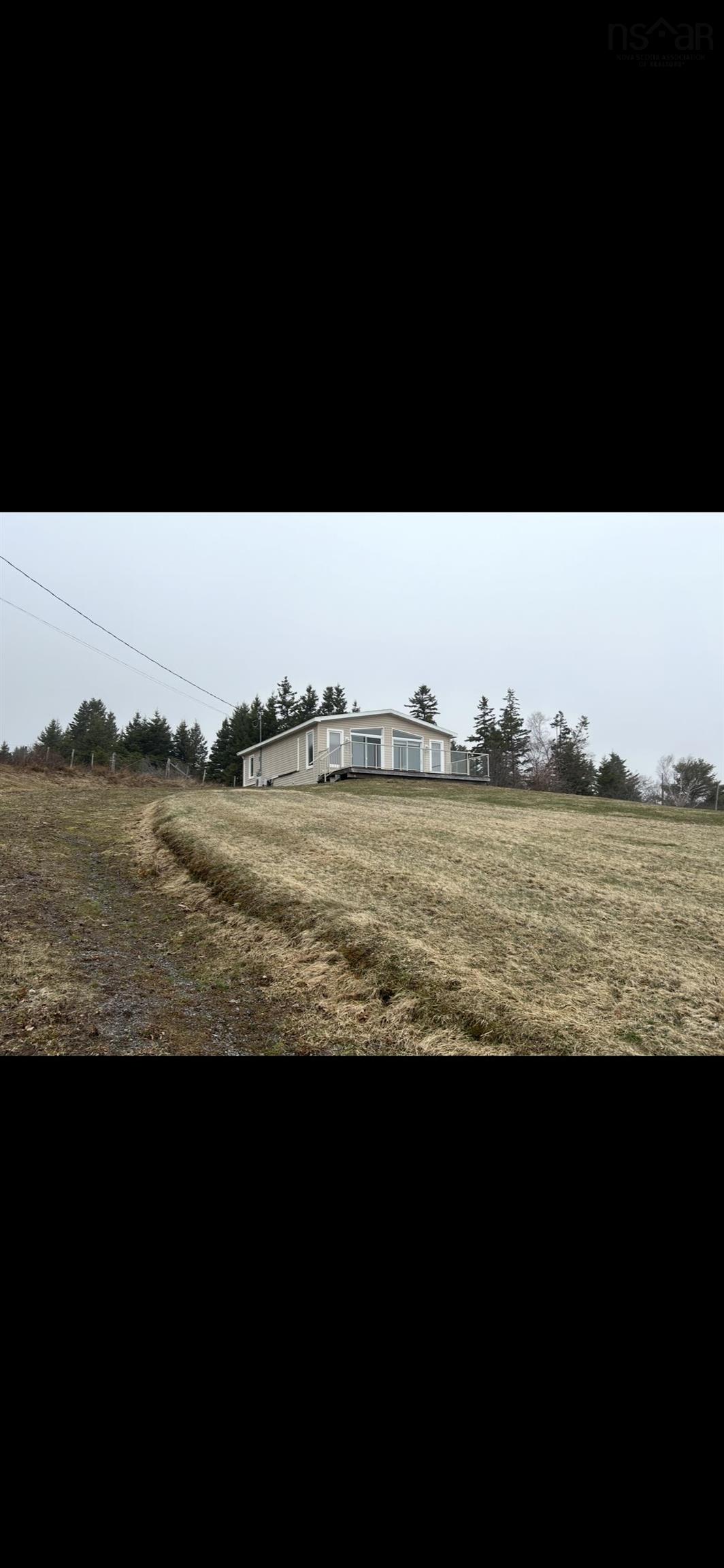 $274,900.00: 5985 Highway 337, Cape George